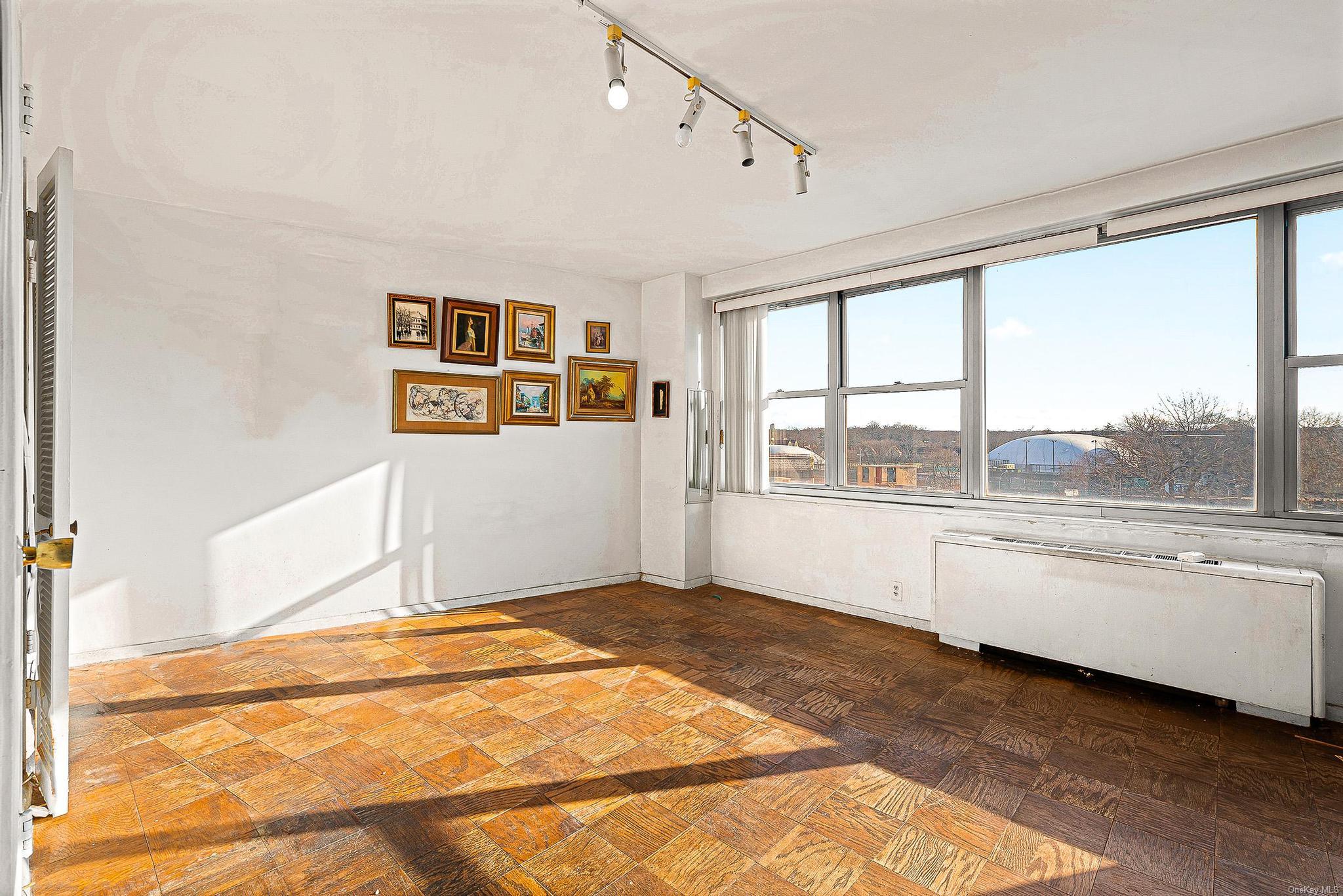 70-25 Yellowstone Boulevard 7-S Forest Hills Forest Hills, NY 11375