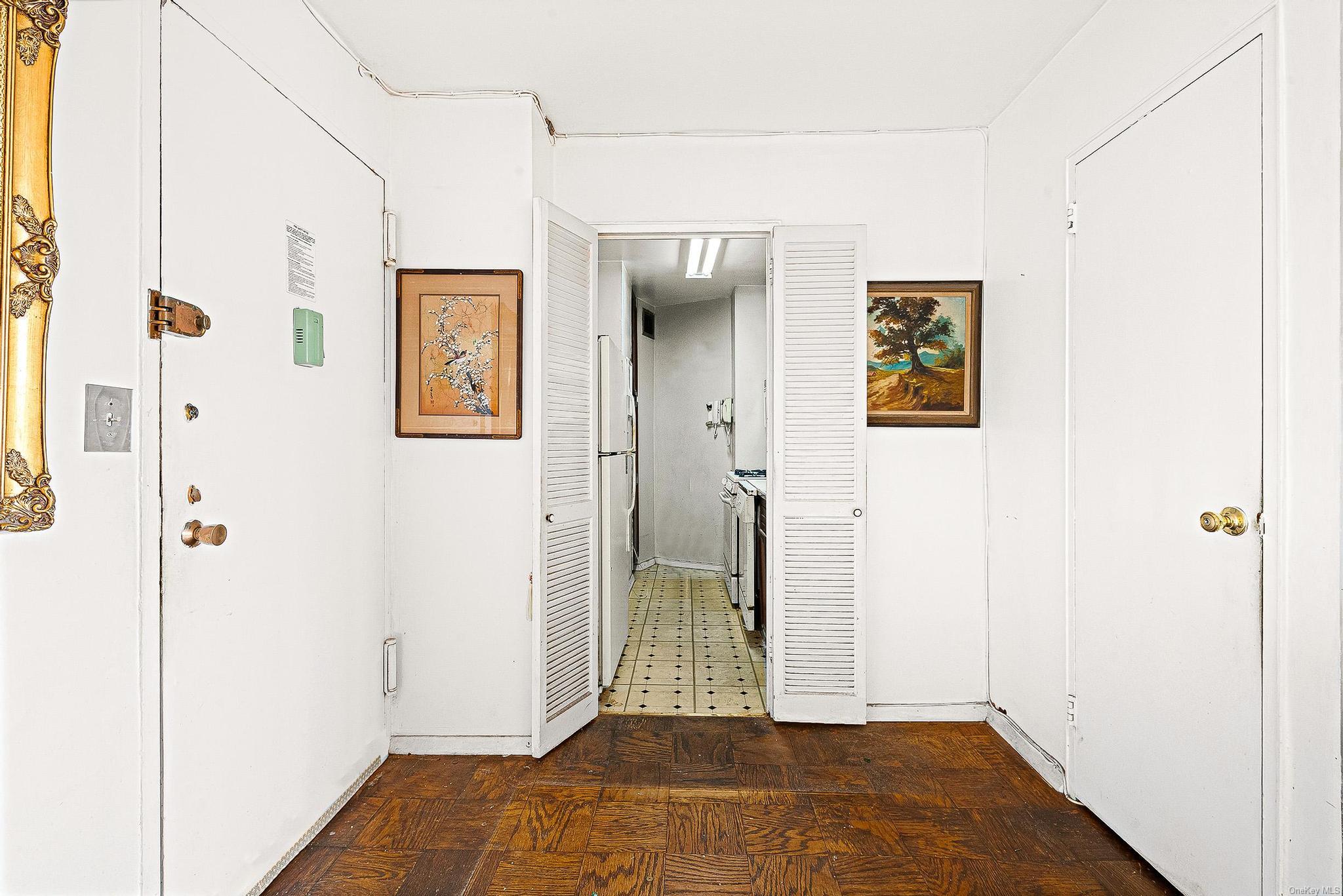 70-25 Yellowstone Boulevard 7-S Forest Hills Forest Hills, NY 11375