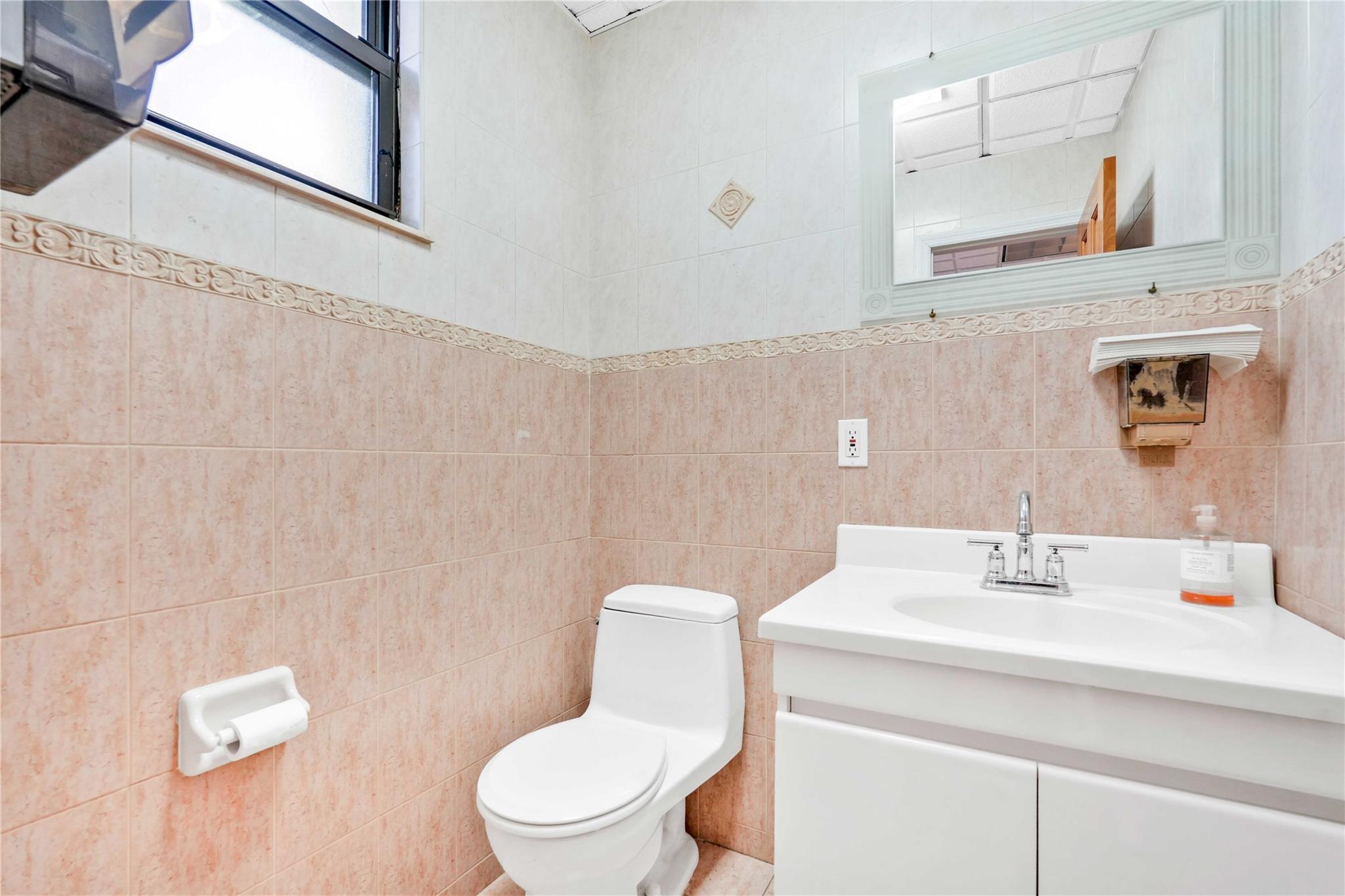 45-57 Bell Boulevard 2-fl Bayside Bayside, NY 11361