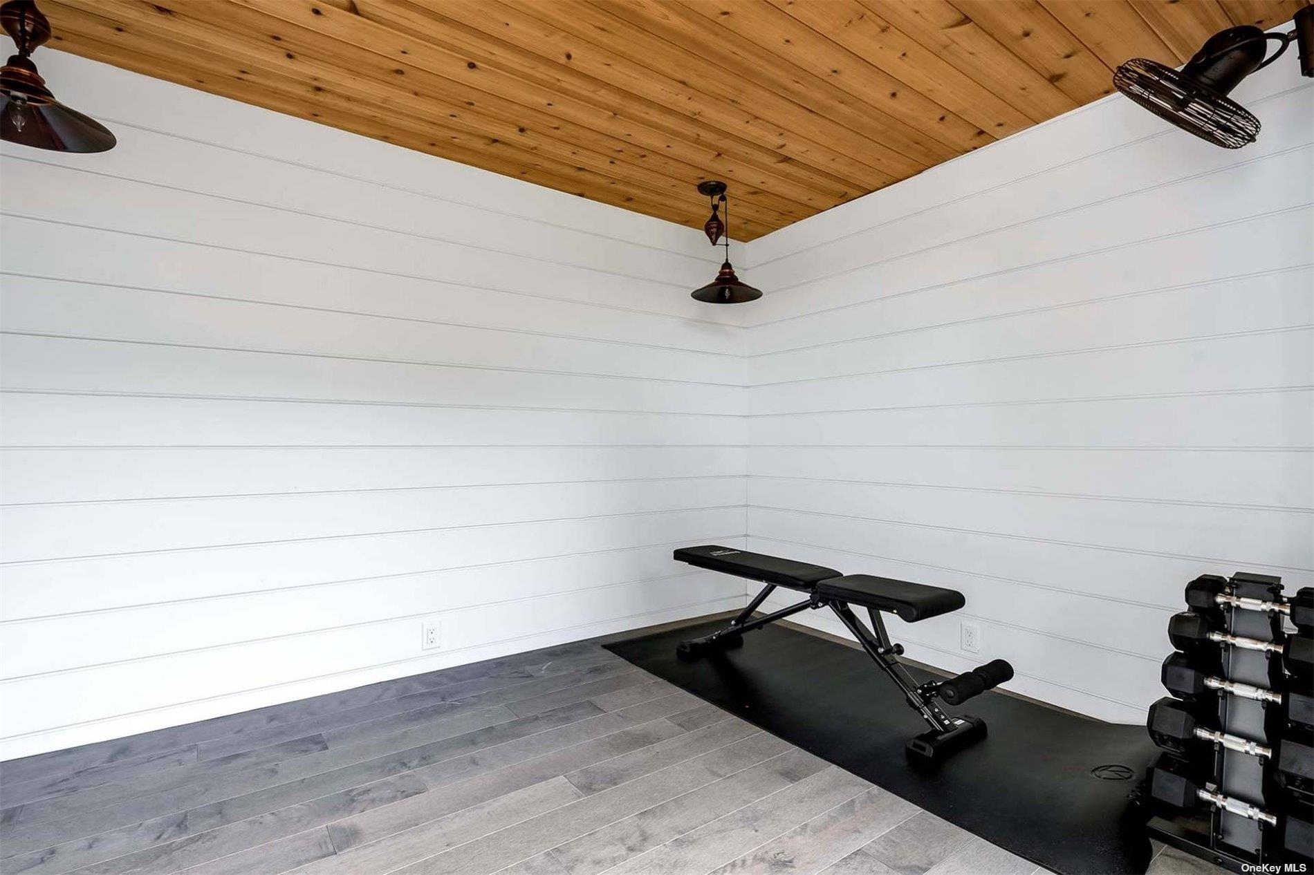 7 Miller Lane East Hampton East Hampton, NY 11937