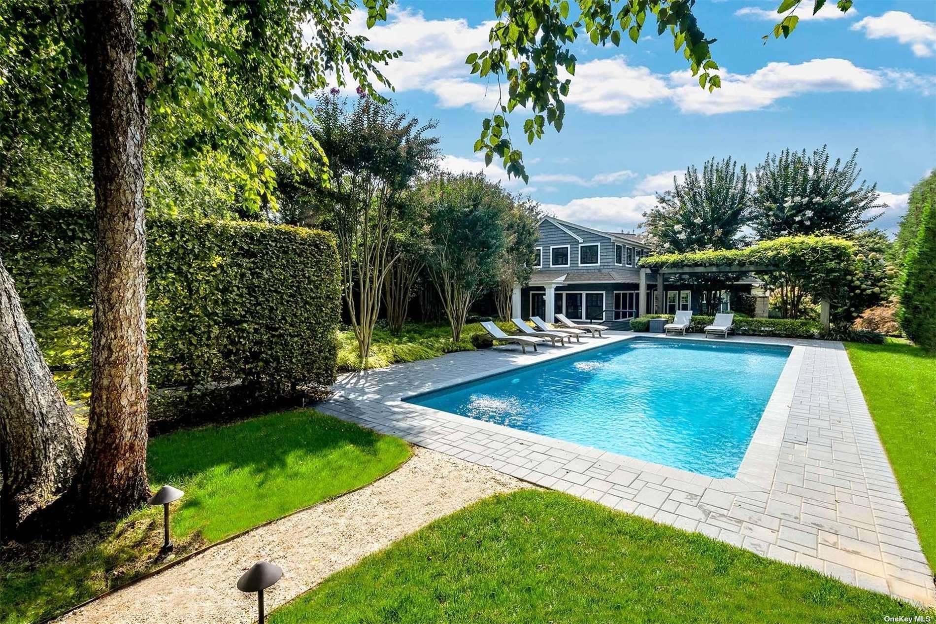 7 Miller Lane East Hampton East Hampton, NY 11937