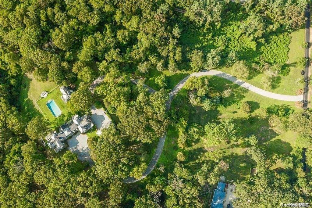 214 Cleft Road Mill Neck Mill Neck, NY 11765