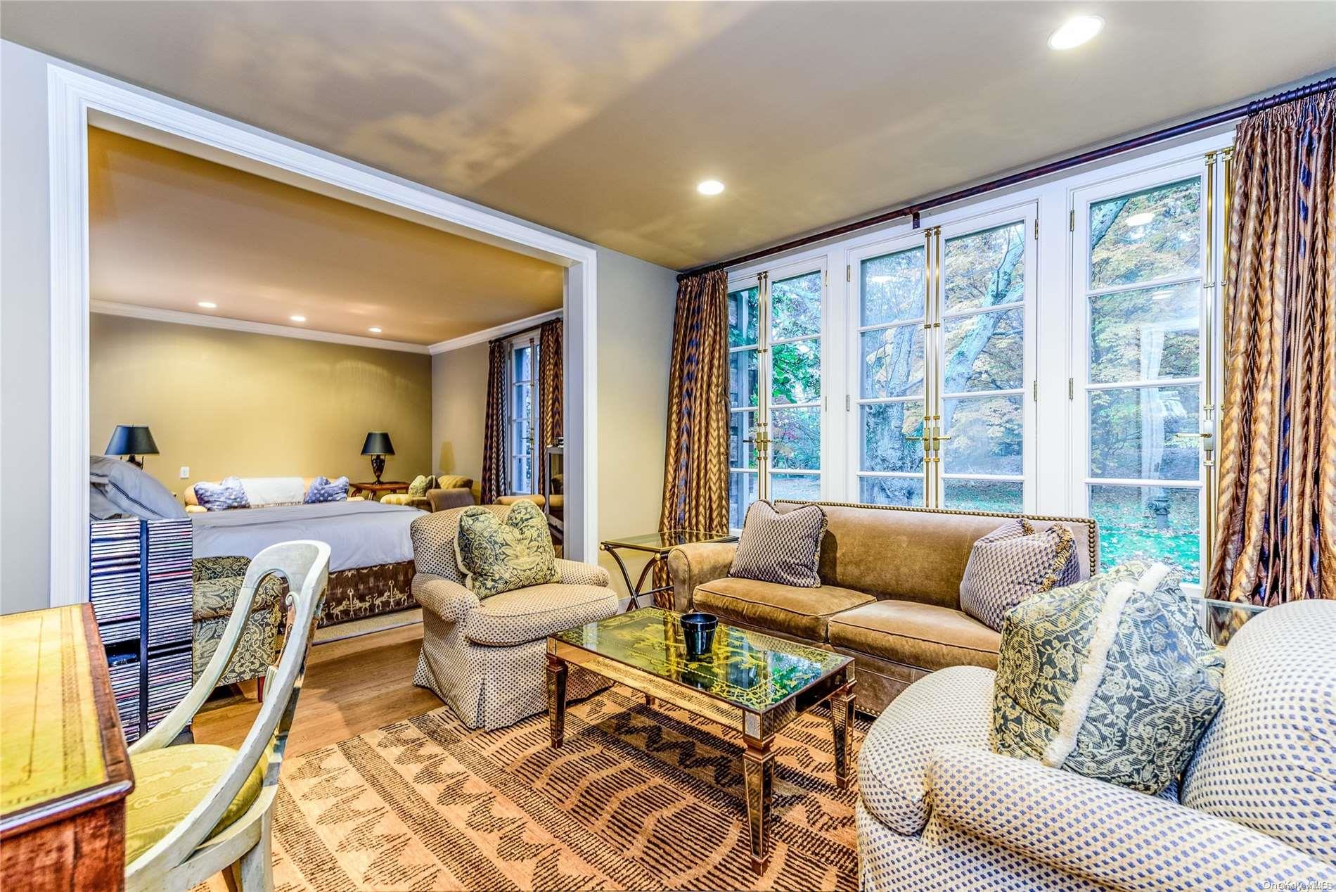 214 Cleft Road Mill Neck Mill Neck, NY 11765