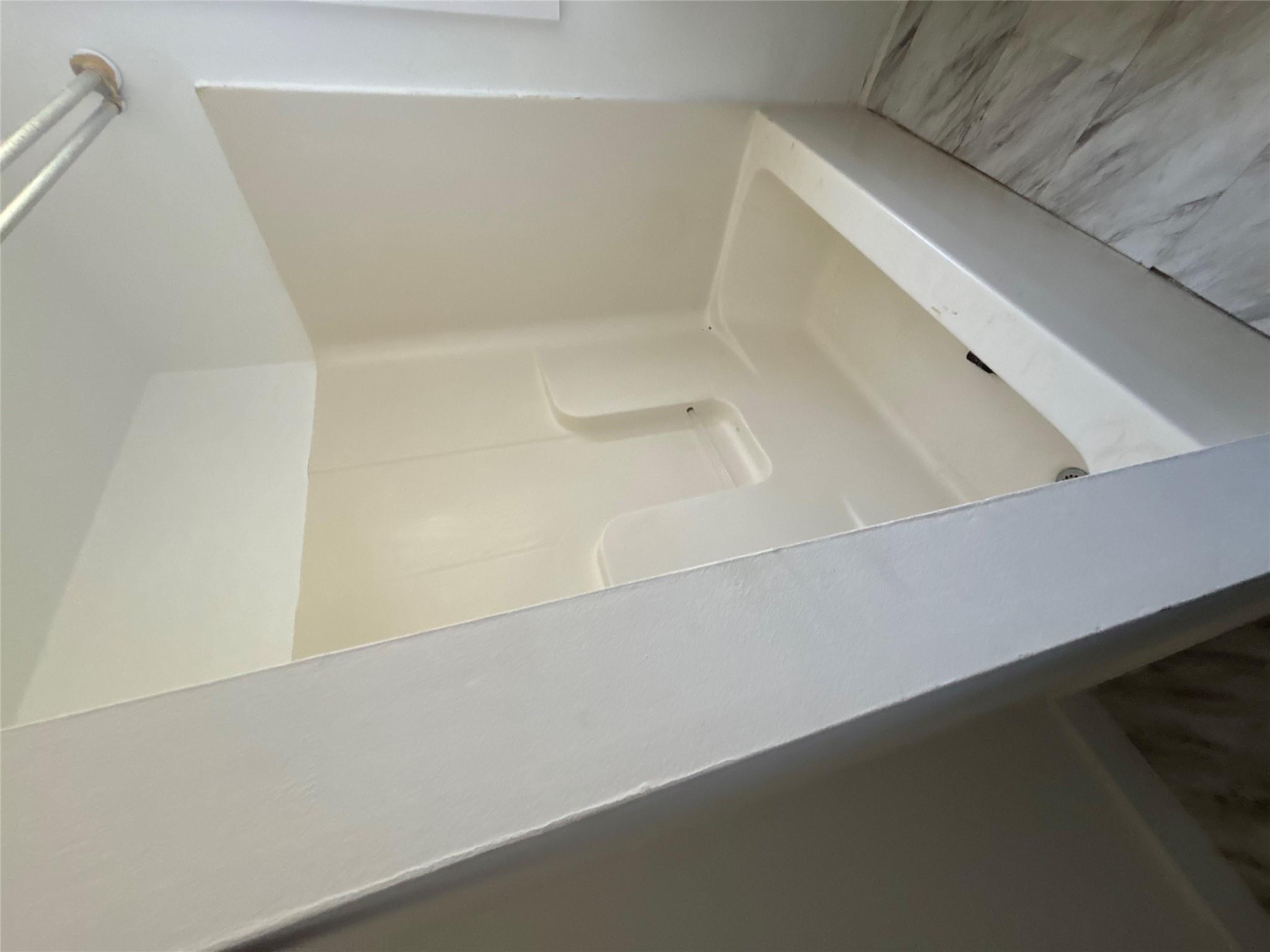 39 Halsey Avenue Southampton Southampton, NY 11968