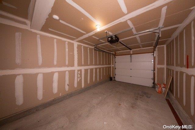 143 Overlook Drive 143 Farmingville Farmingville, NY 11738