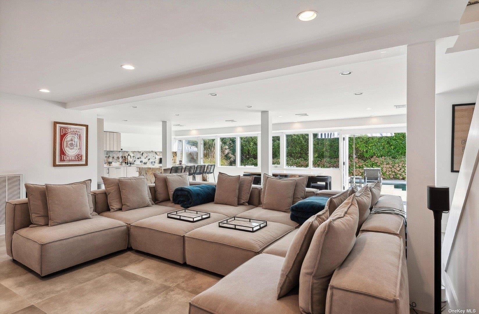 69 Three Mile Harbor Drive East Hampton East Hampton, NY 11937