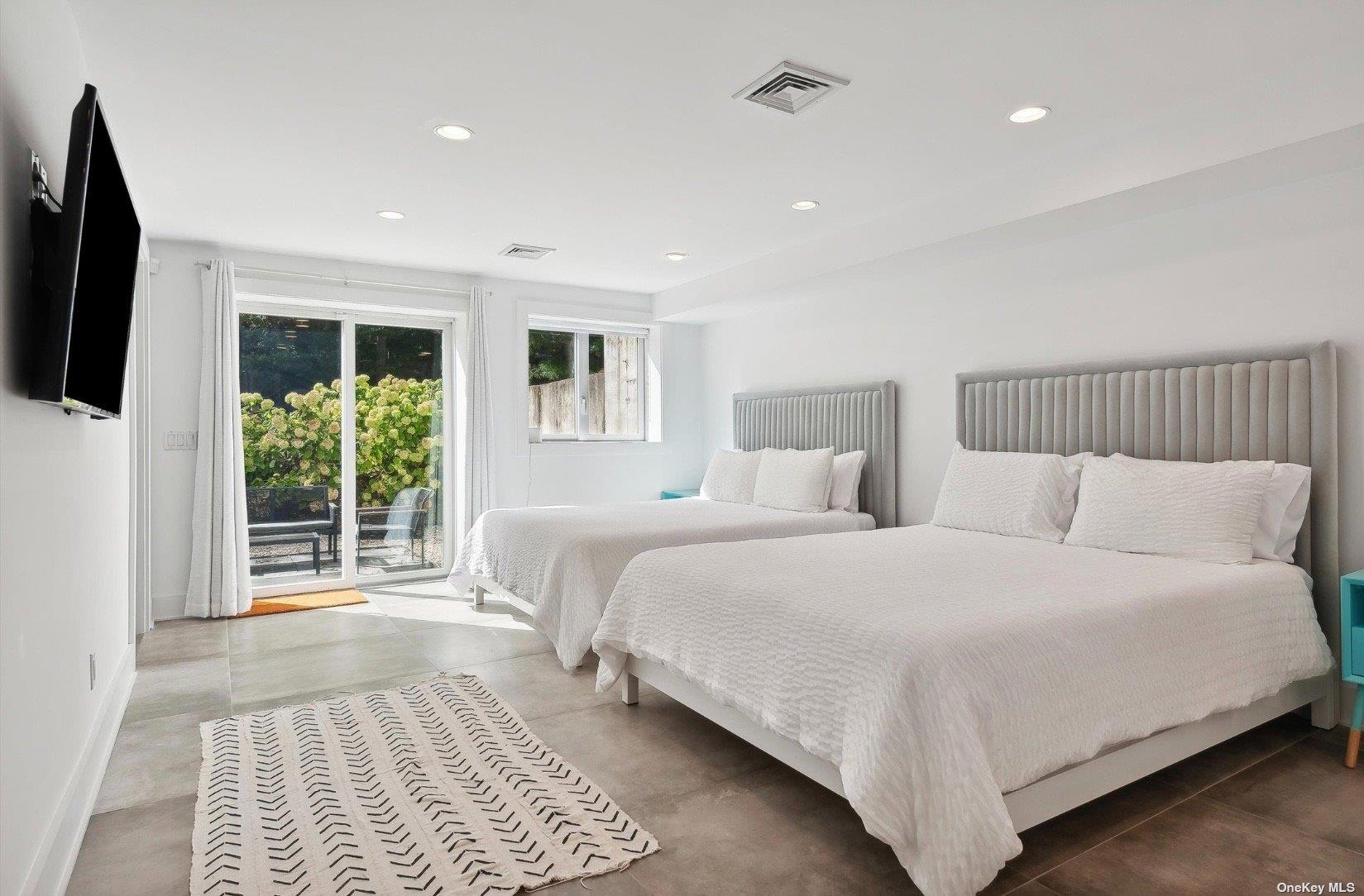 69 Three Mile Harbor Drive East Hampton East Hampton, NY 11937