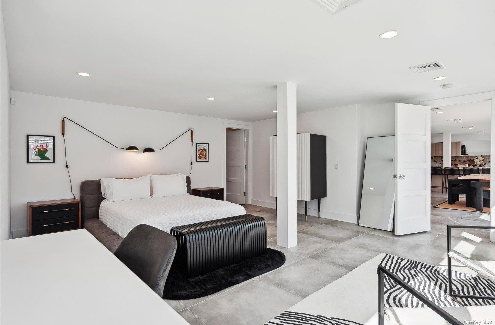 69 Three Mile Harbor Drive East Hampton East Hampton, NY 11937