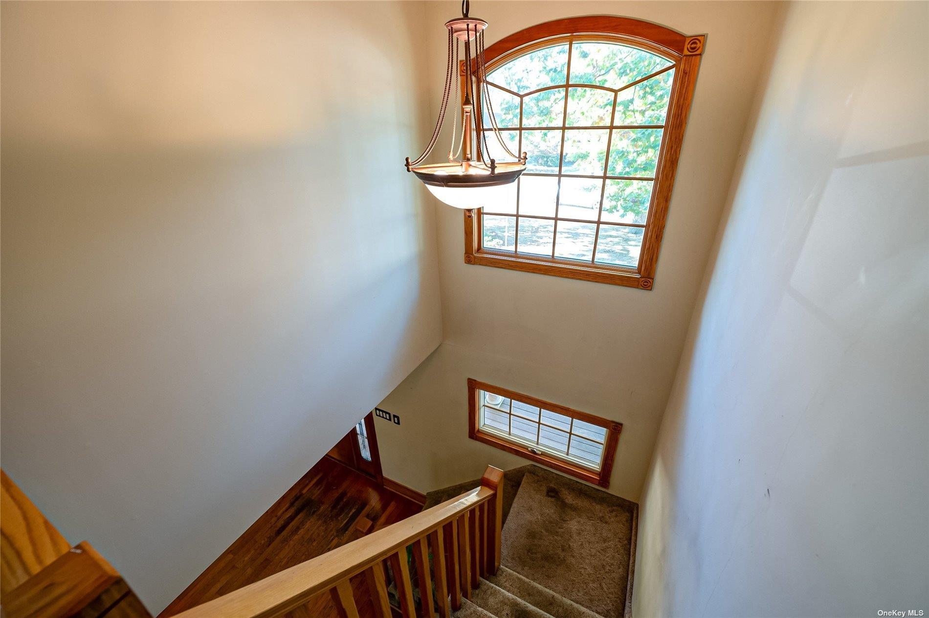 43 Hollins Lane East Islip East Islip, NY 11730