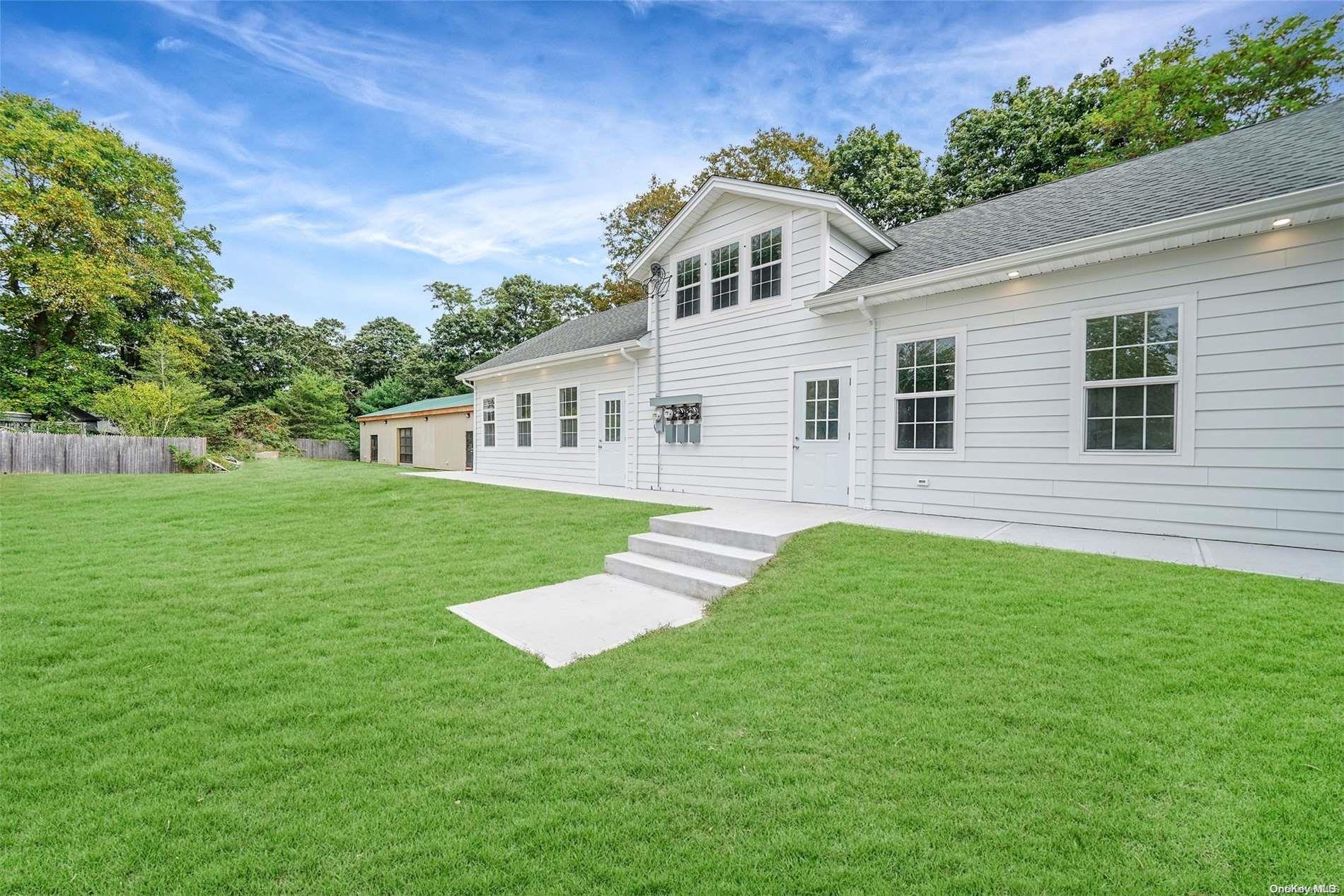 533 Montauk Highway East Moriches East Moriches, NY 11940