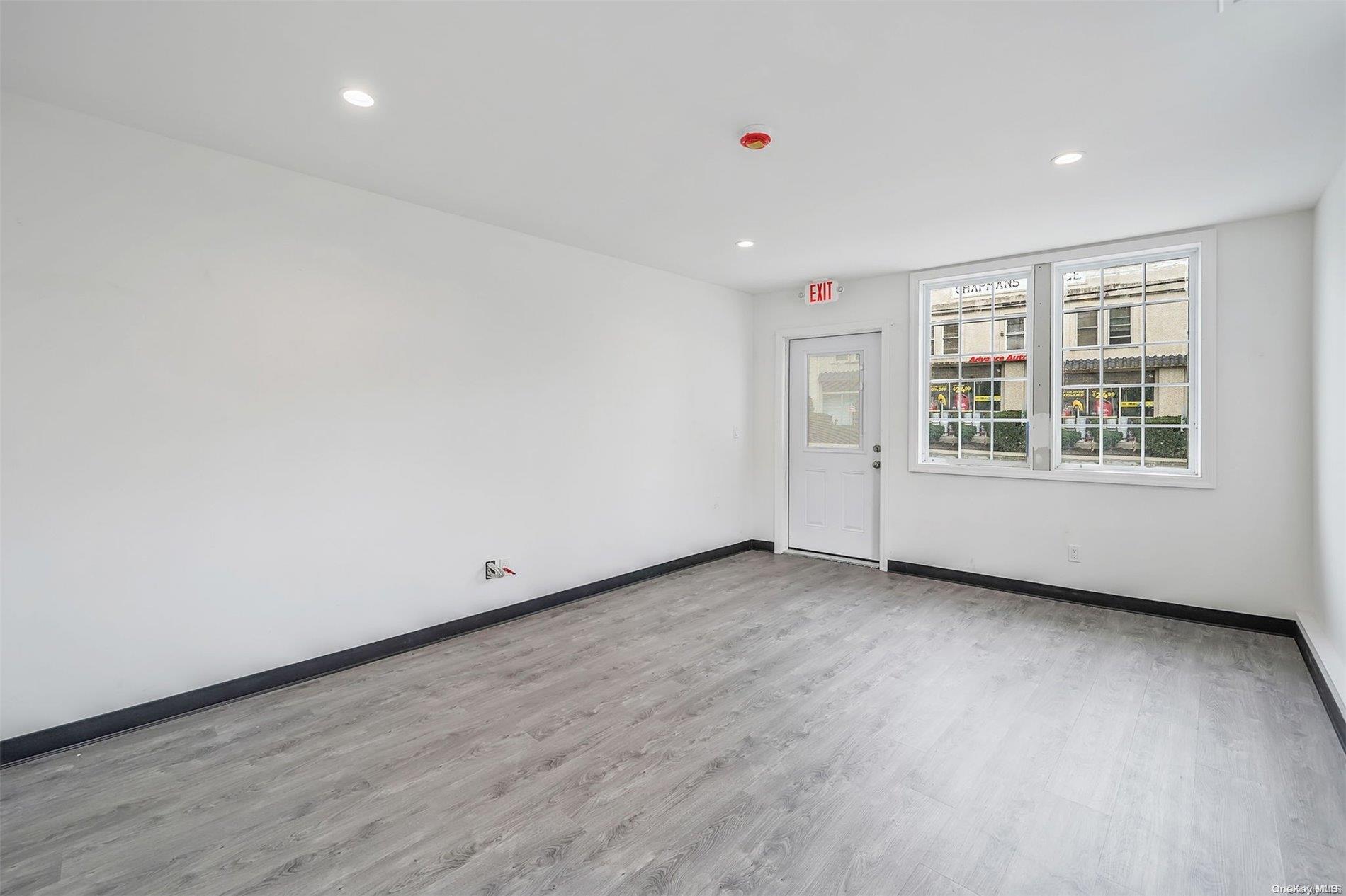 533 Montauk Highway East Moriches East Moriches, NY 11940