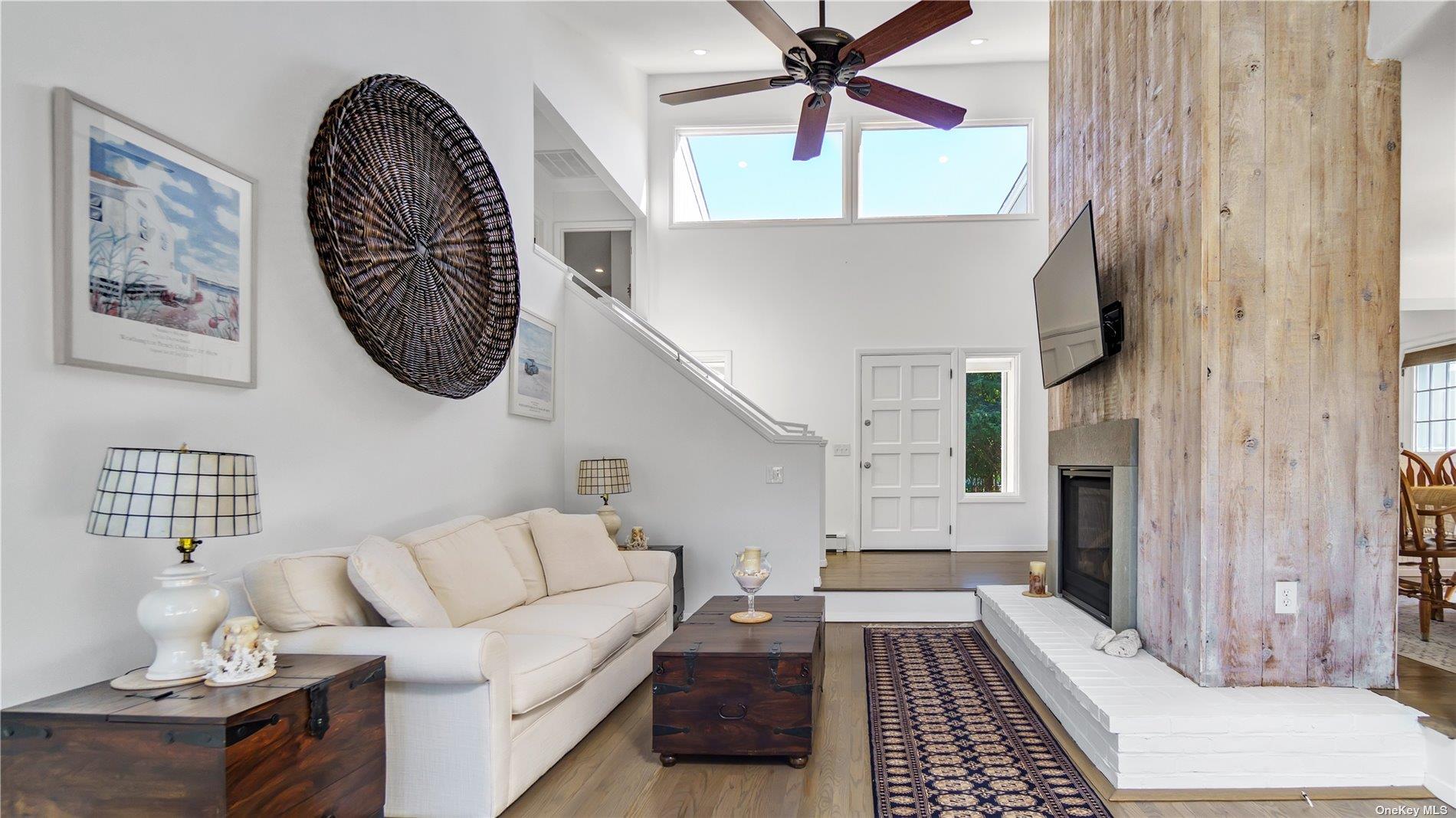 19 Rogers Lane Remsenburg Remsenburg, NY 11960