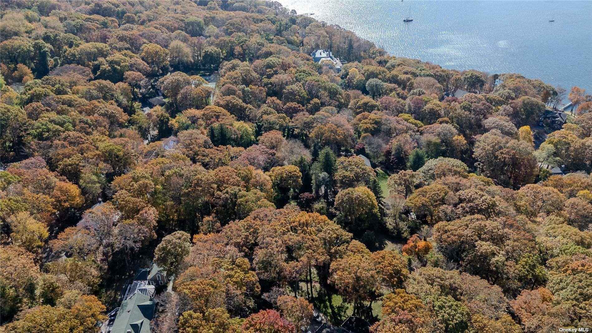 4 Arbutus Path Port Jefferson Port Jefferson, NY 11777