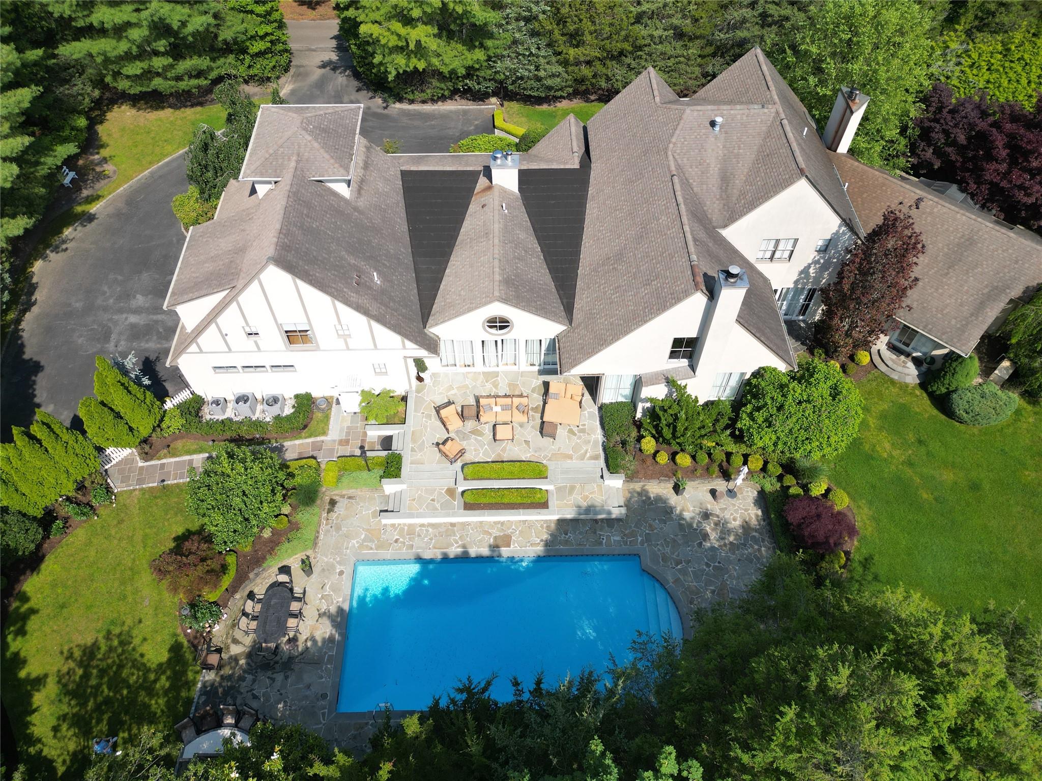 10 Cedar Lane Remsenburg Remsenburg, NY 11960