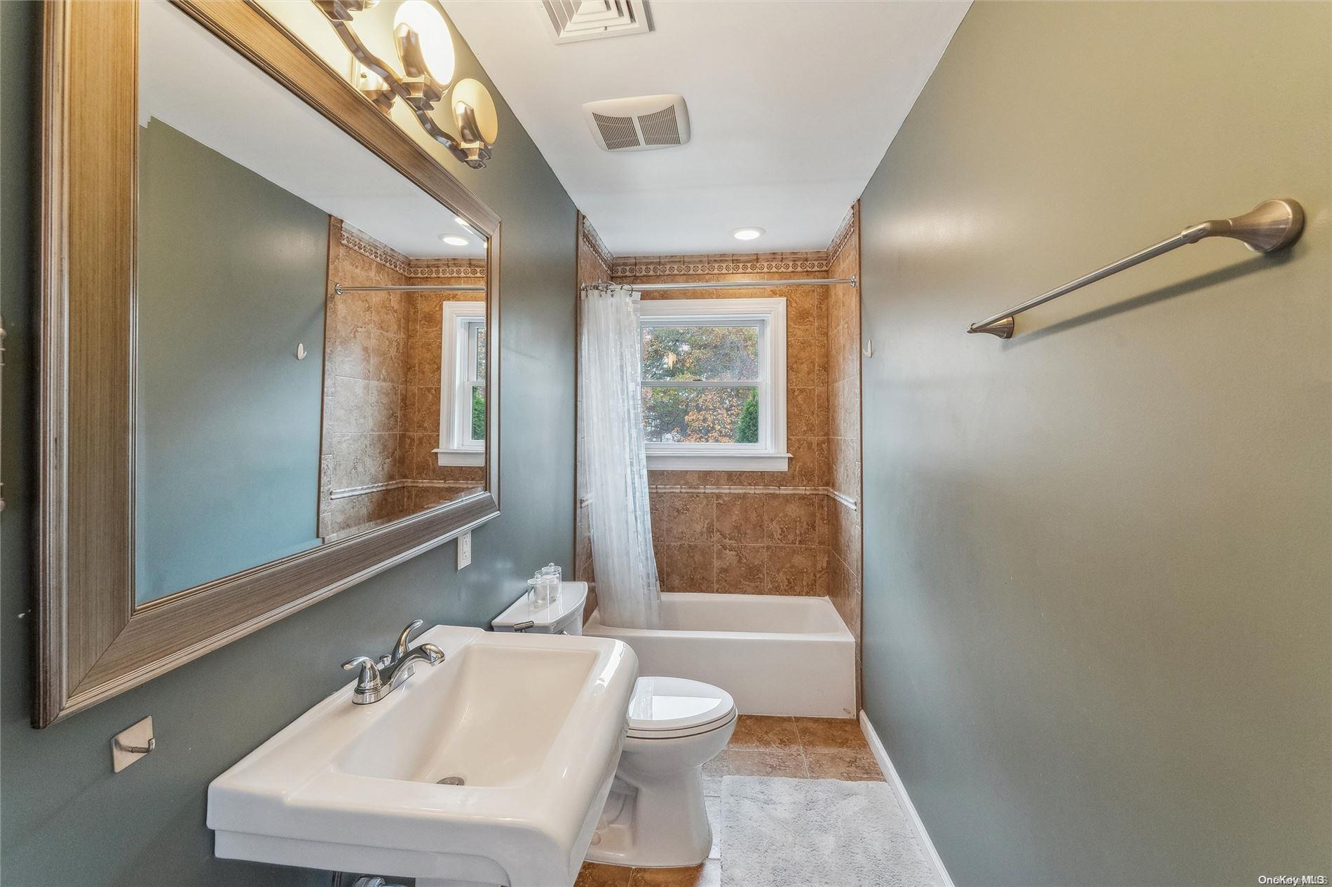 1 Candace Drive East Quogue East Quogue NY 11942