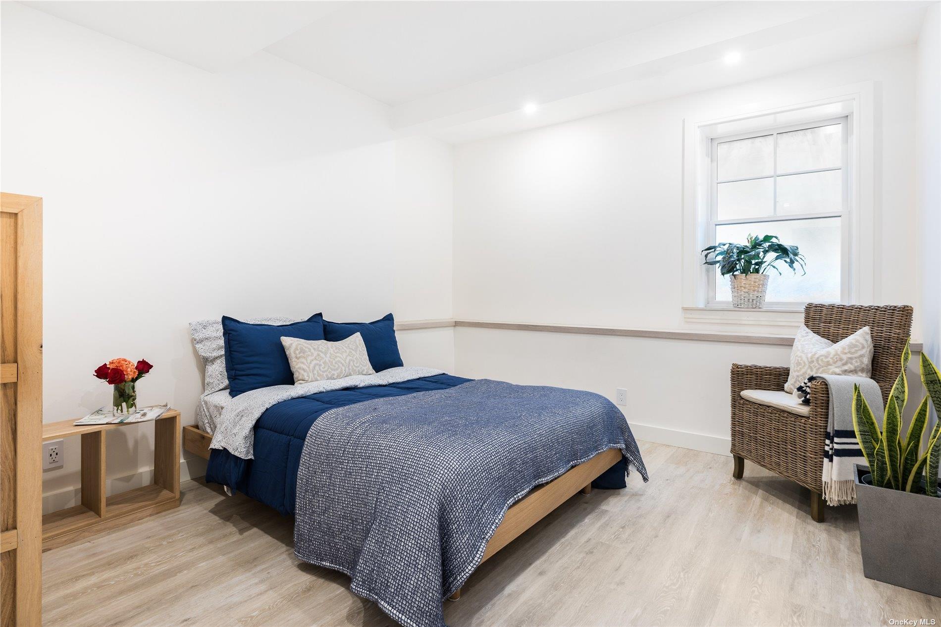 69 School Street Hampton Bays Hampton Bays, NY 11946