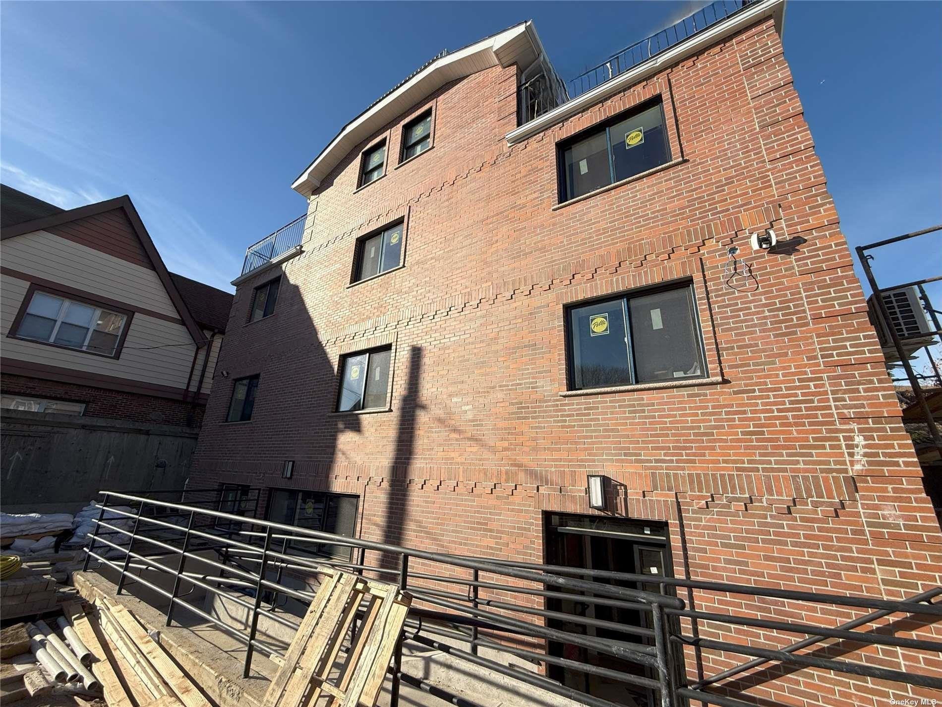 39-20 214th Place 1-A Bayside Bayside, NY 11361