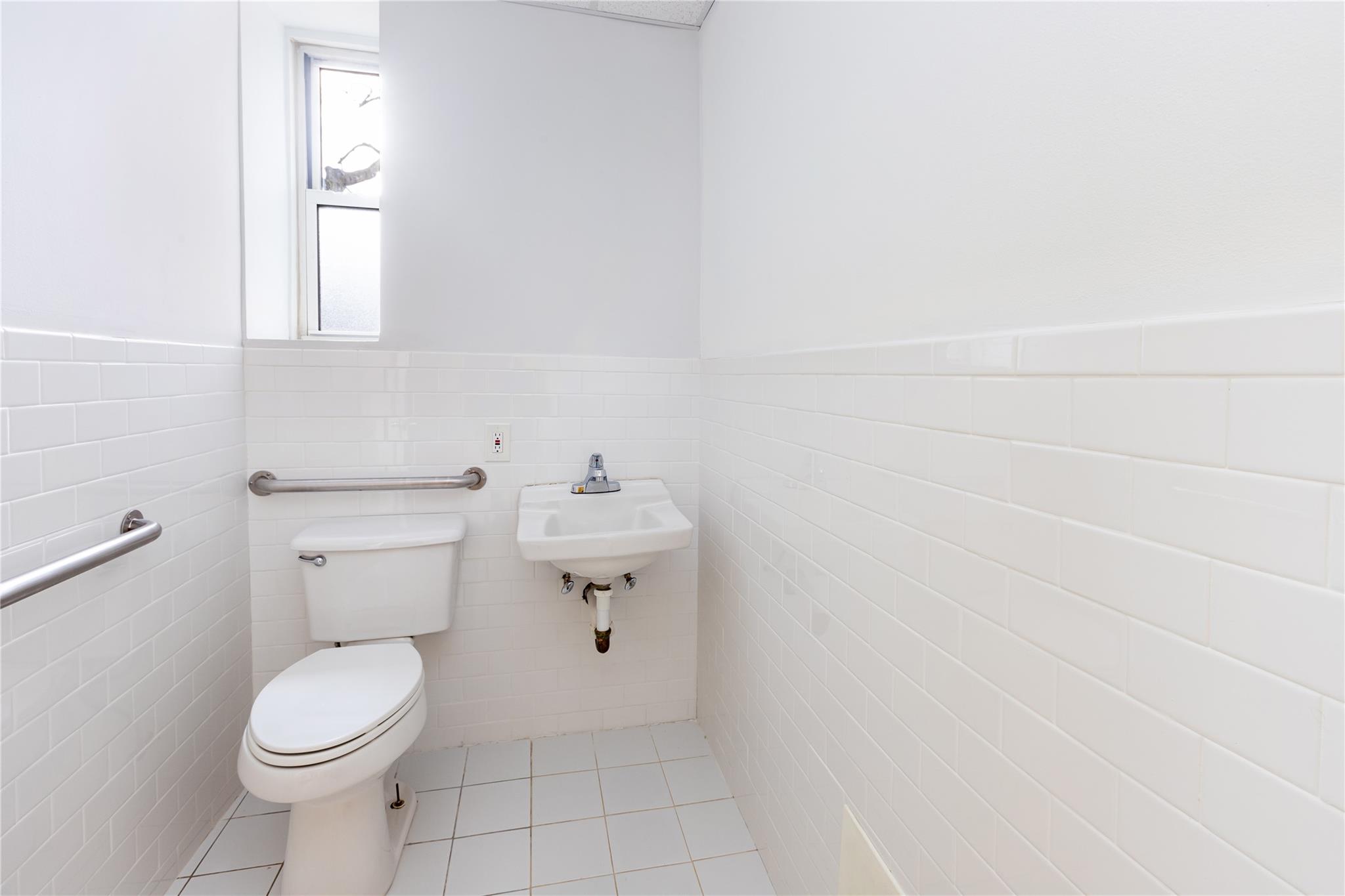 5601 Riverdale Avenue D1 Bronx, NY 10471