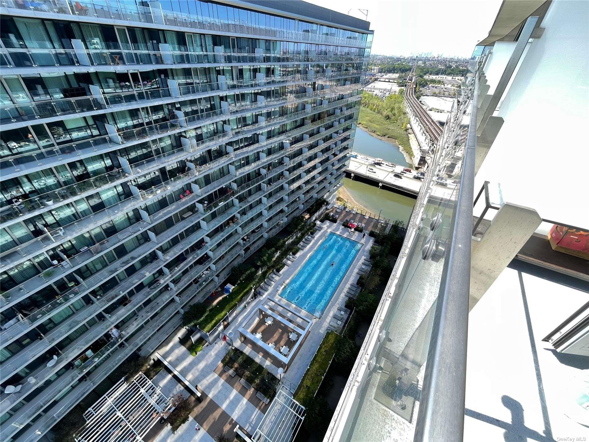 131-05 40th Road PH1T Flushing Flushing, NY 11354