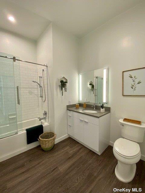 116 Searing Avenue PH410 Mineola Mineola, NY 11501