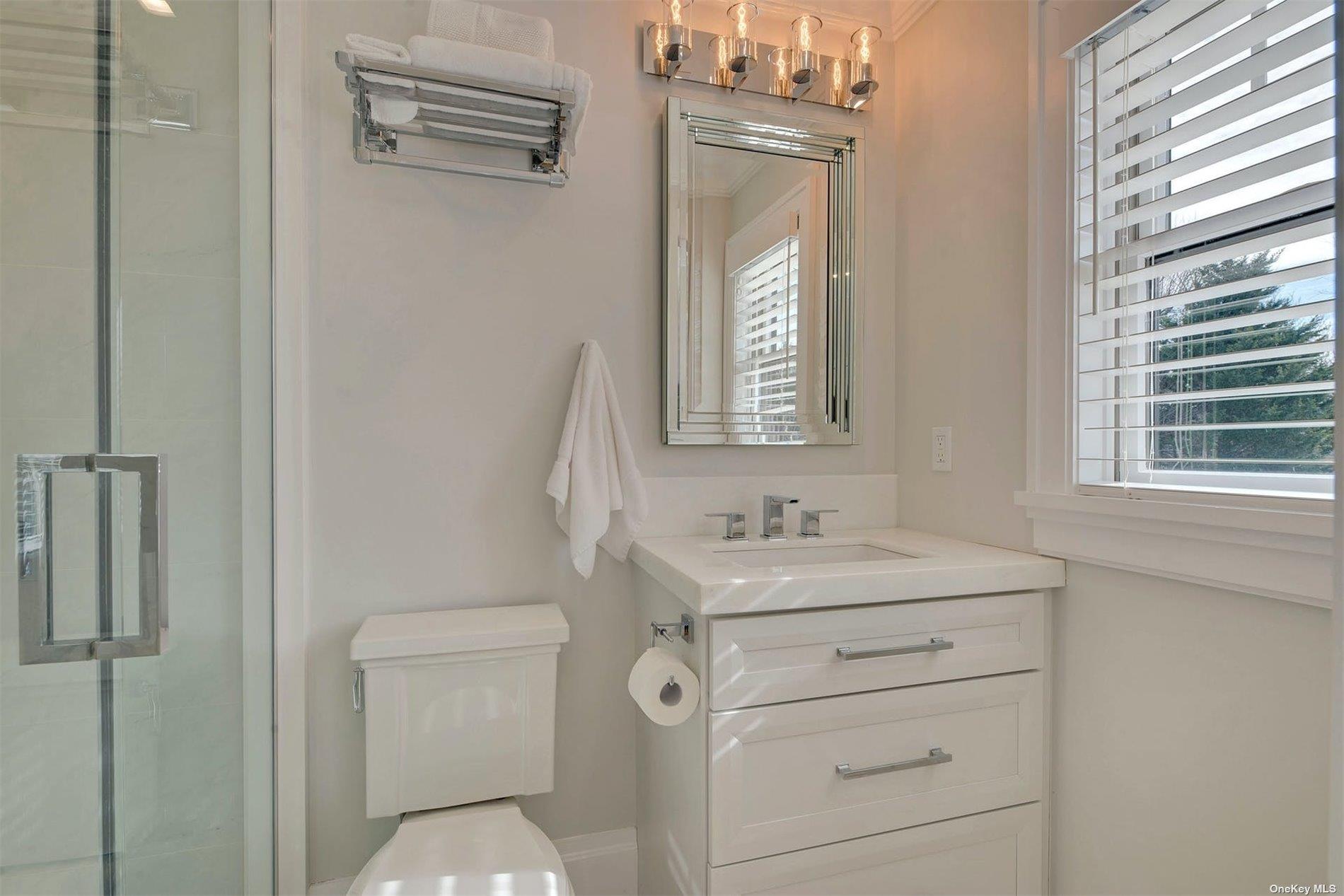 165 Marine Place Greenport Greenport, NY 11944