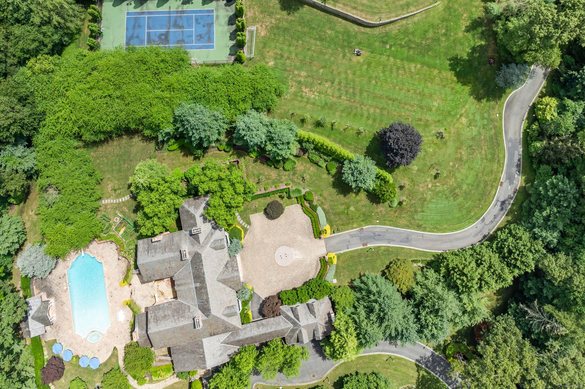 660 Chicken Valley Road Matinecock Matinecock, NY 11560