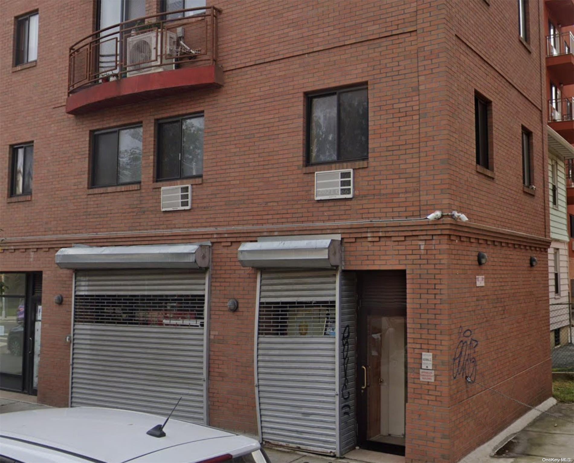 142-19 Cherry Avenue 102 Flushing Flushing, NY 11355