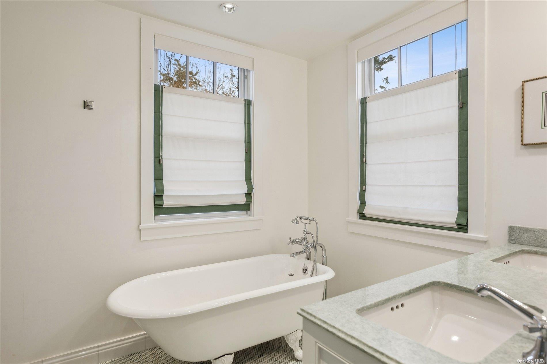 18 Pleasant Avenue Westhampton Westhampton, NY 11977