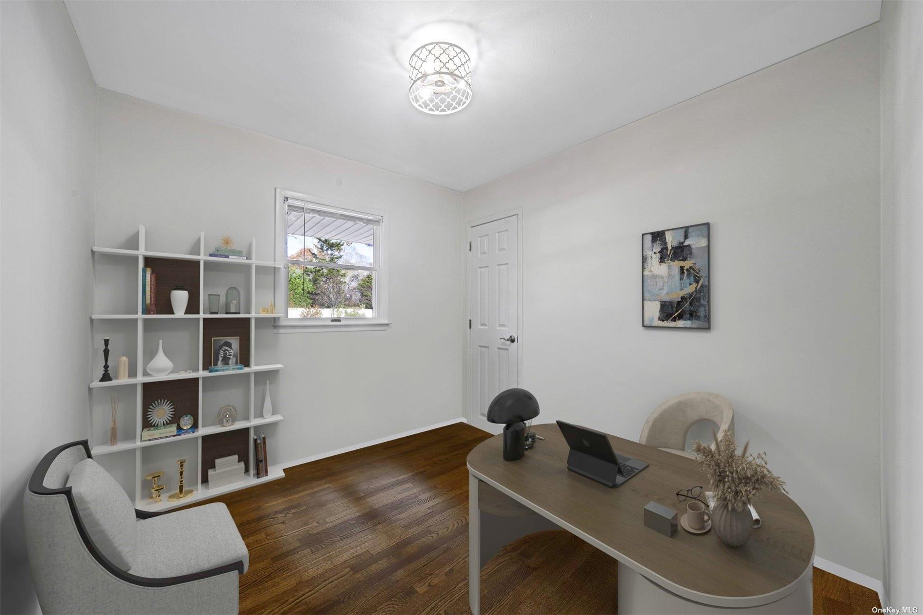 6 Rolling Hill Road Hampton Bays Hampton Bays, NY 11946