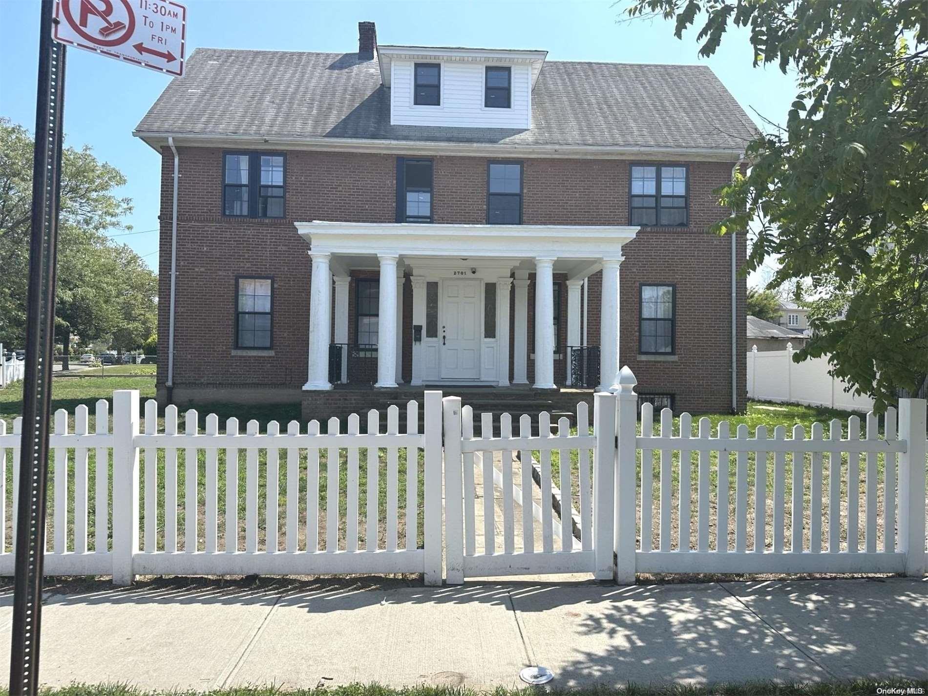 27-01 Bayswater Avenue Far Rockaway Far Rockaway, NY 11691