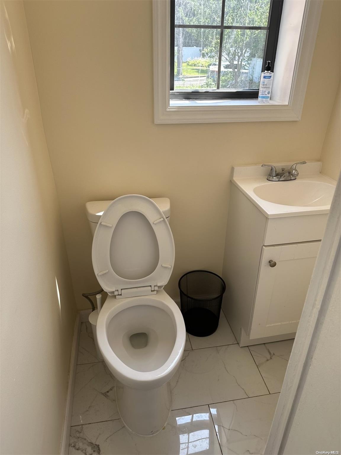 27-01 Bayswater Avenue Far Rockaway Far Rockaway, NY 11691