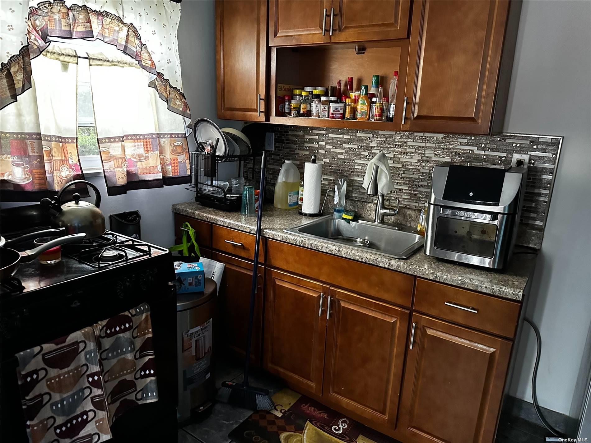 187-01 Ridgedale Street Springfield Gardens, NY 11413