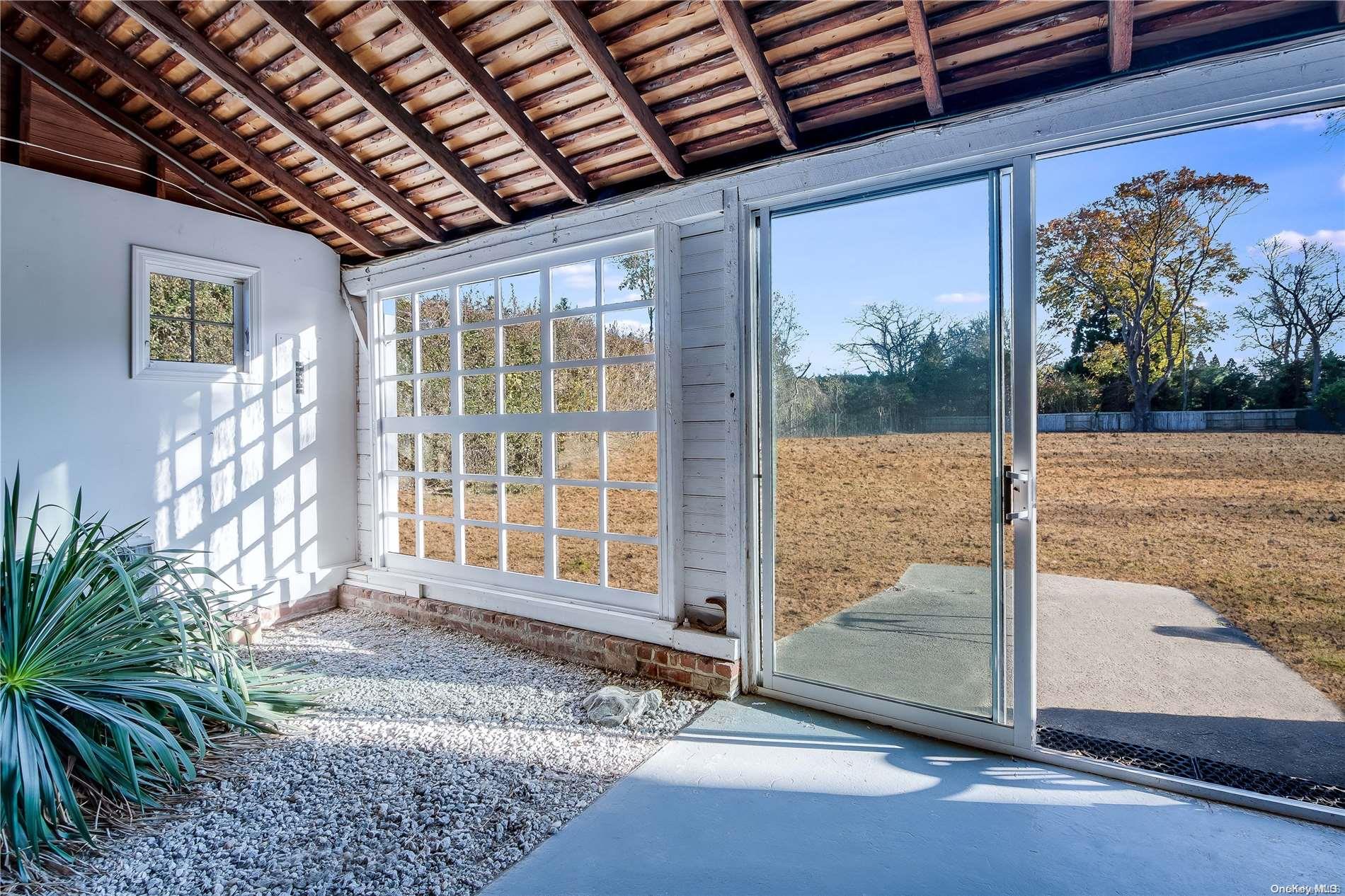 88 Pantigo Road East Hampton East Hampton, NY 11937