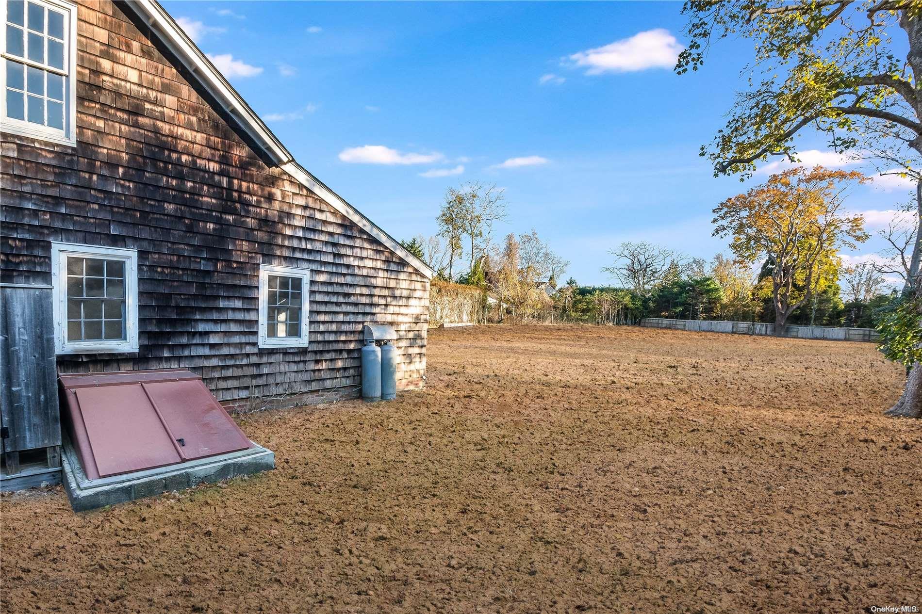 88 Pantigo Road East Hampton East Hampton, NY 11937