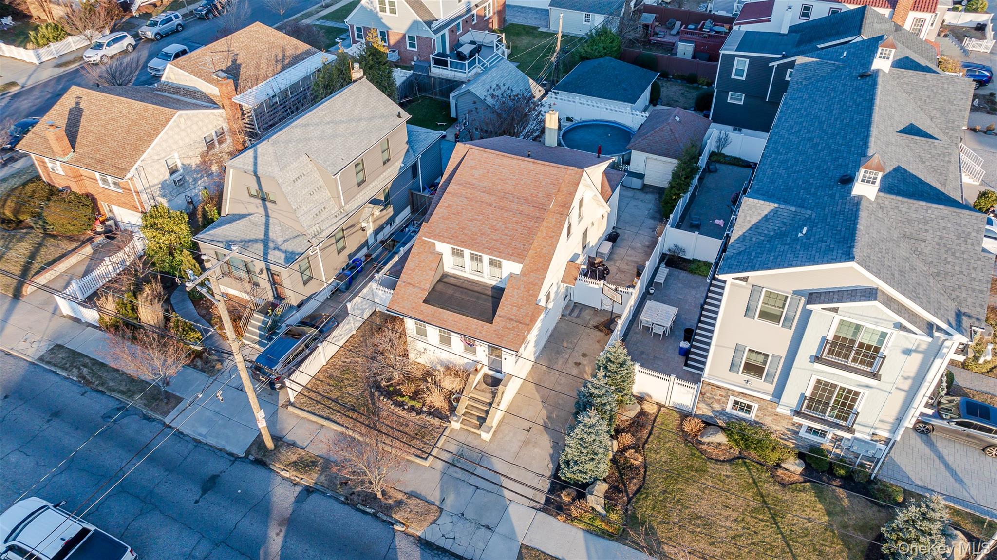 208 Franklin Boulevard Long Beach Long Beach, NY 11561