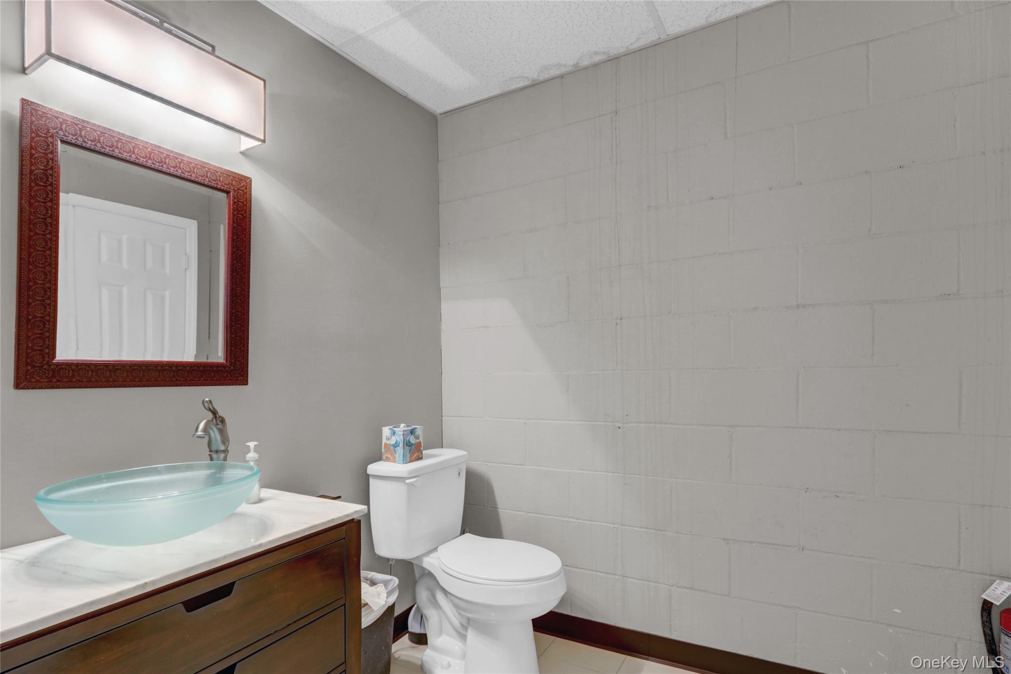 665 Commercial Avenue Garden City Garden City NY 11530