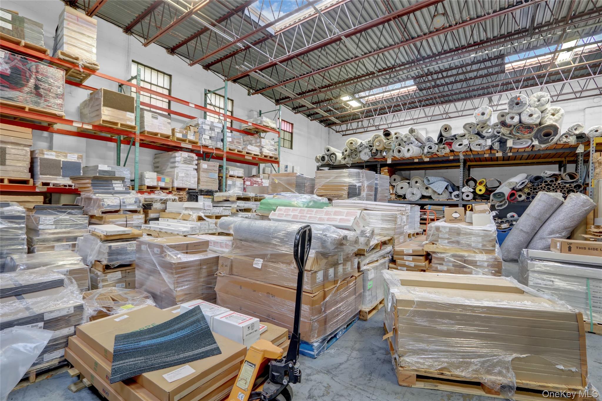 665 Commercial Avenue Garden City Garden City NY 11530