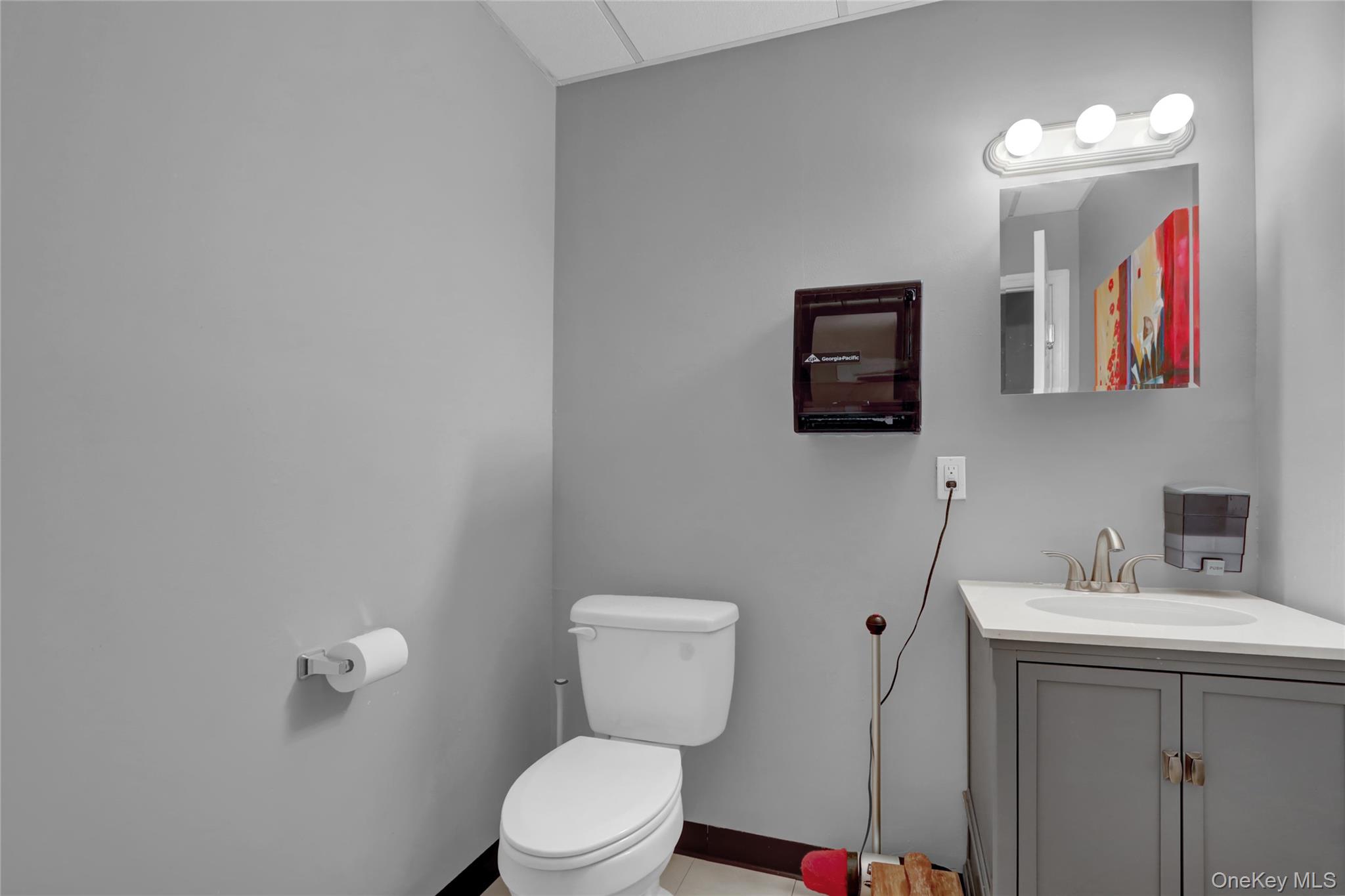 665 Commercial Avenue Garden City Garden City NY 11530