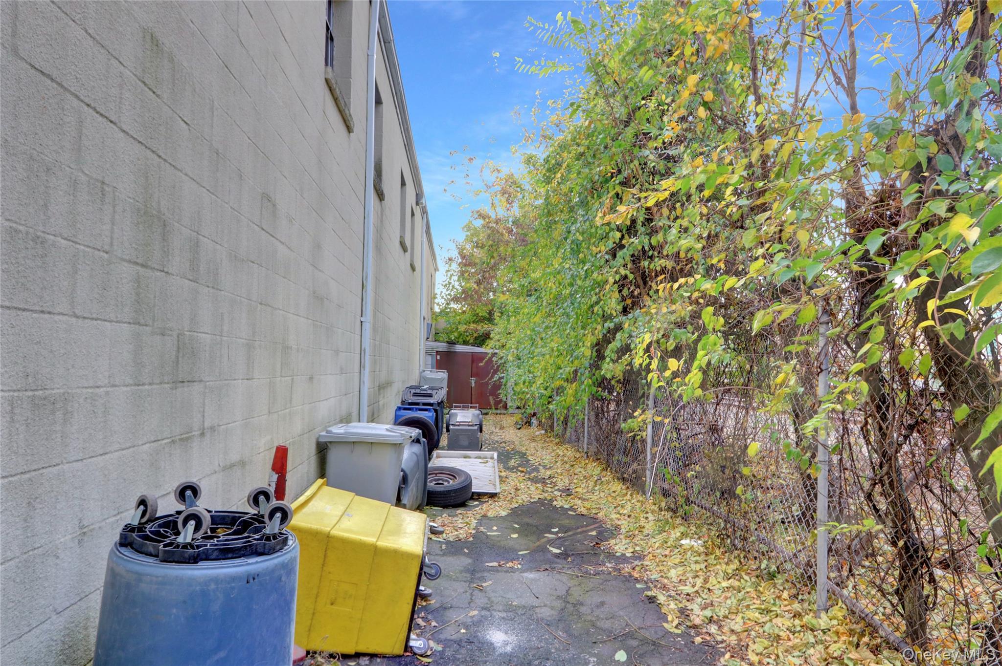 665 Commercial Avenue Garden City Garden City NY 11530