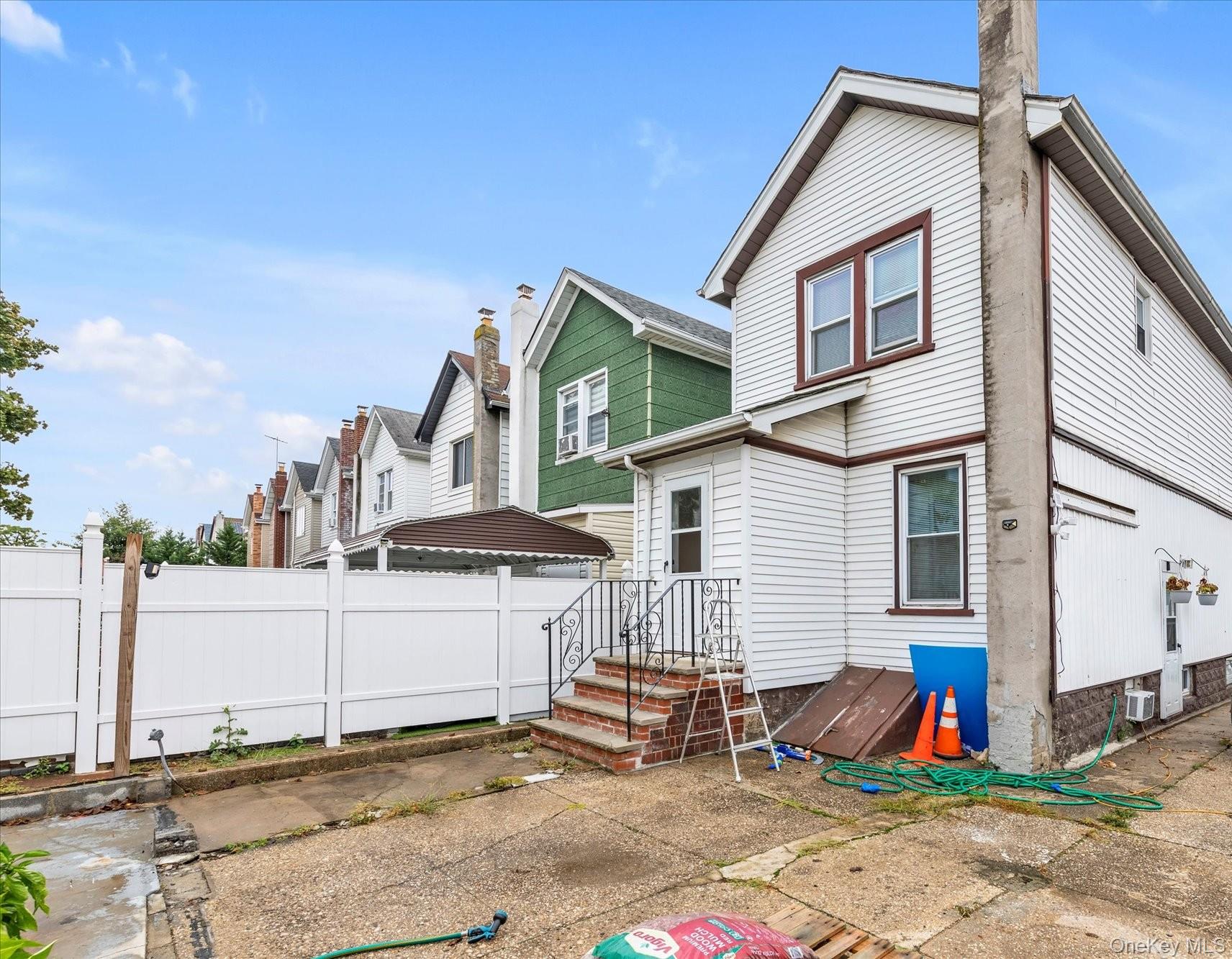 84-11 Sutter Avenue Ozone Park Ozone Park NY 11747