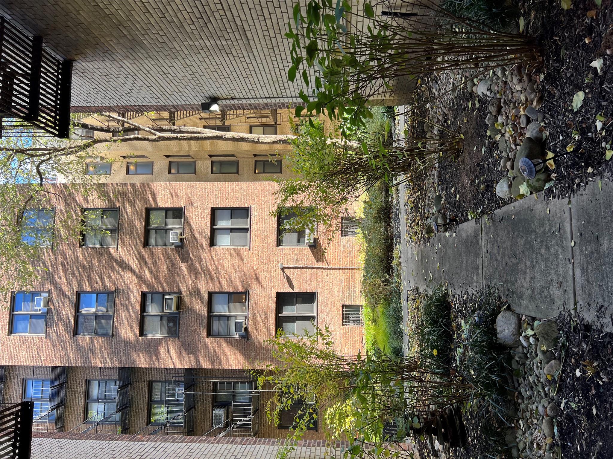 35-35 75th Street Apartment 127 Street 127 Jackson Heights Jackson Heights, NY 11372