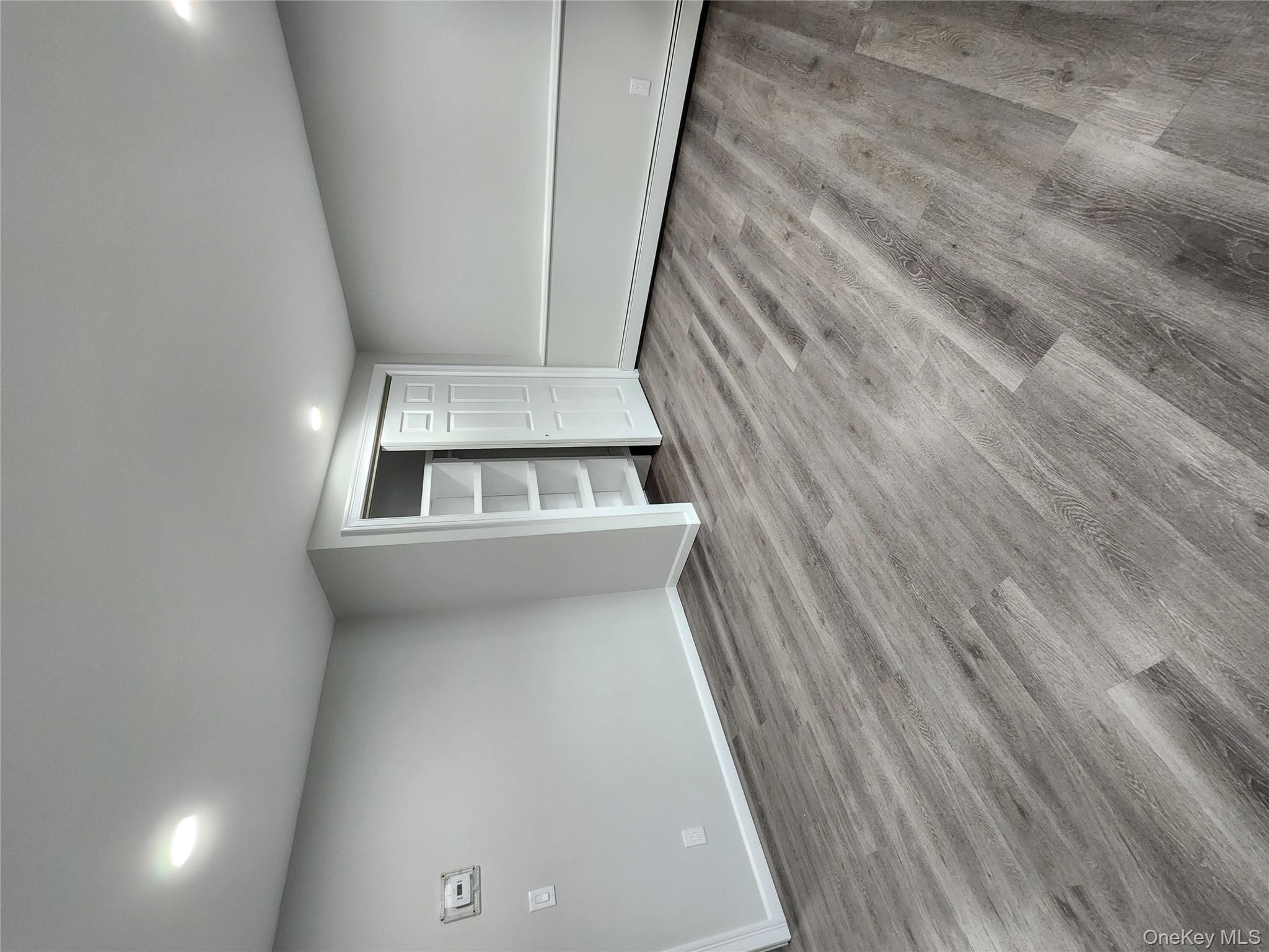 27 Estates Lane Shoreham Shoreham, NY 11786