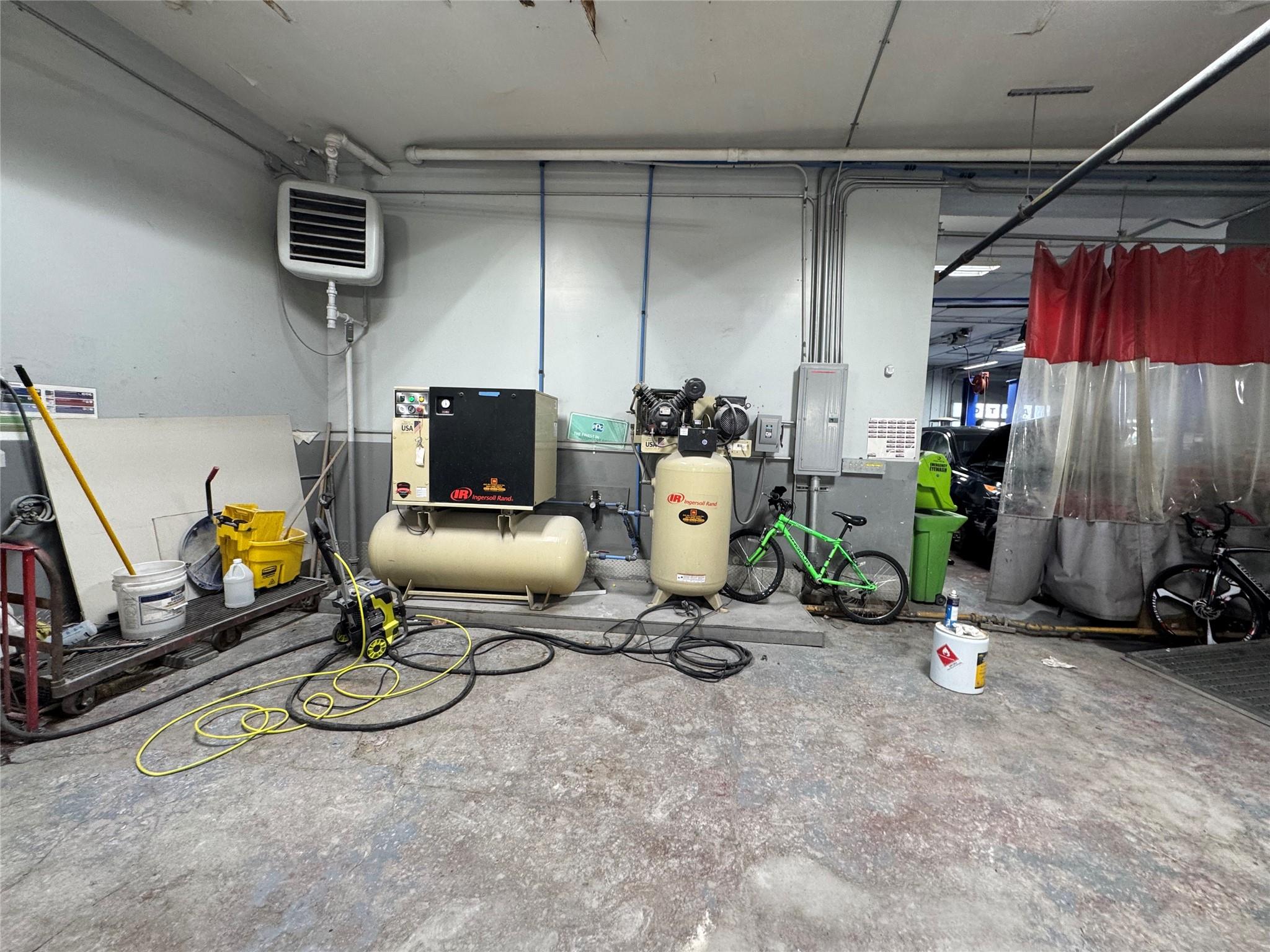 226-02 Jamaica Avenue Floral Park Floral Park NY 11001