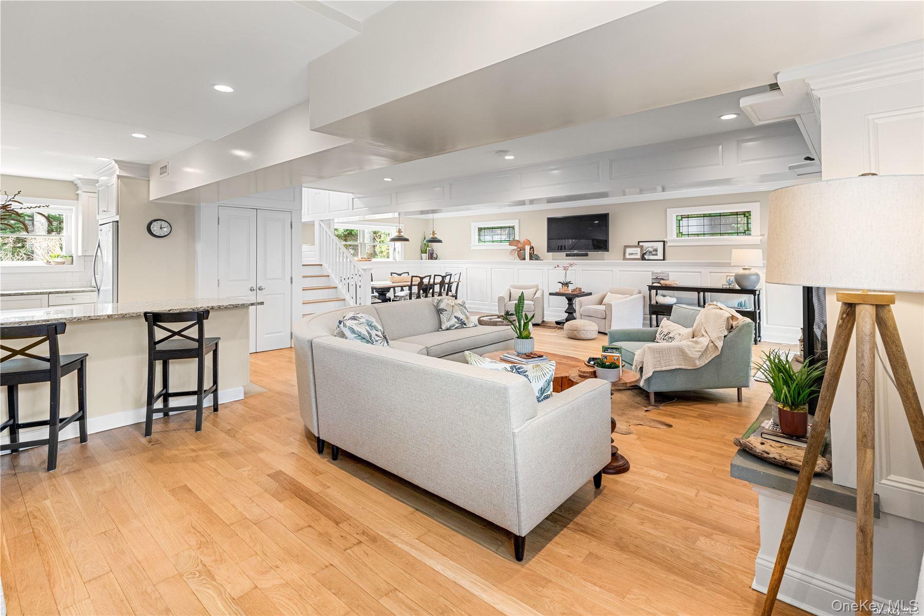 29 Missapoque Avenue Southampton Southampton, NY 11968