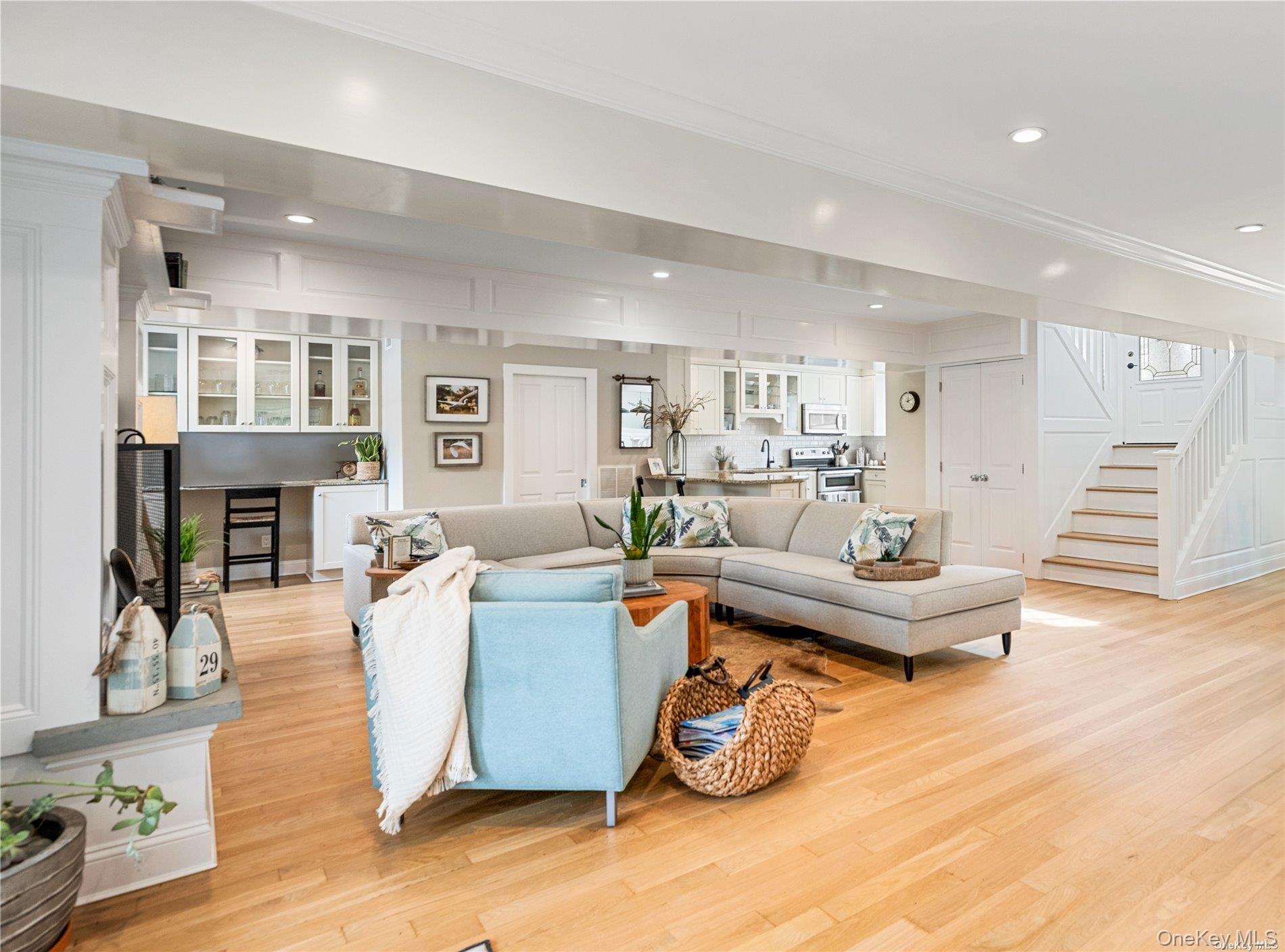 29 Missapoque Avenue Southampton Southampton, NY 11968