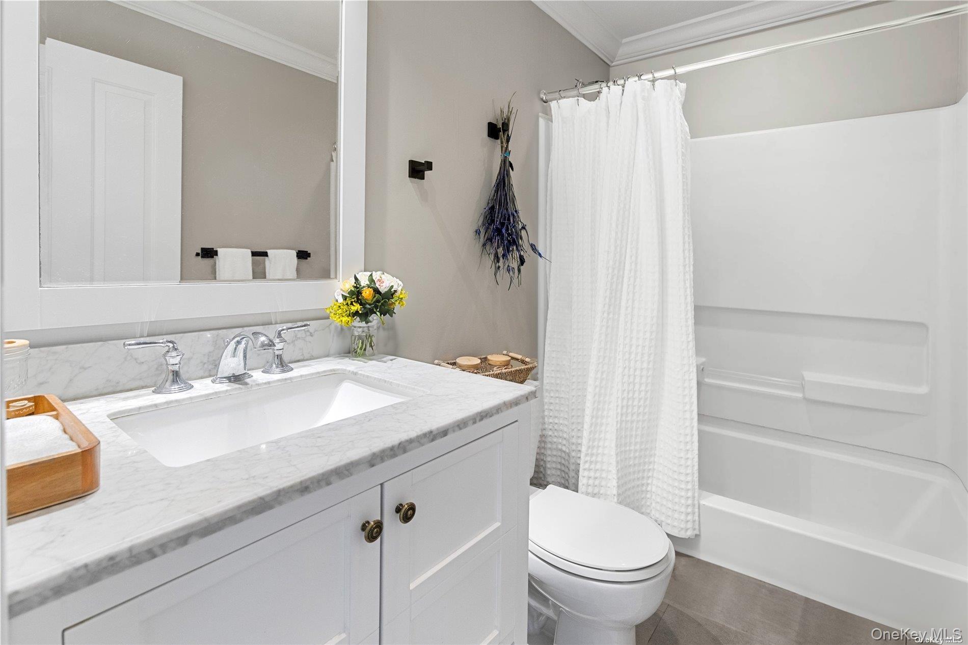 29 Missapoque Avenue Southampton Southampton, NY 11968