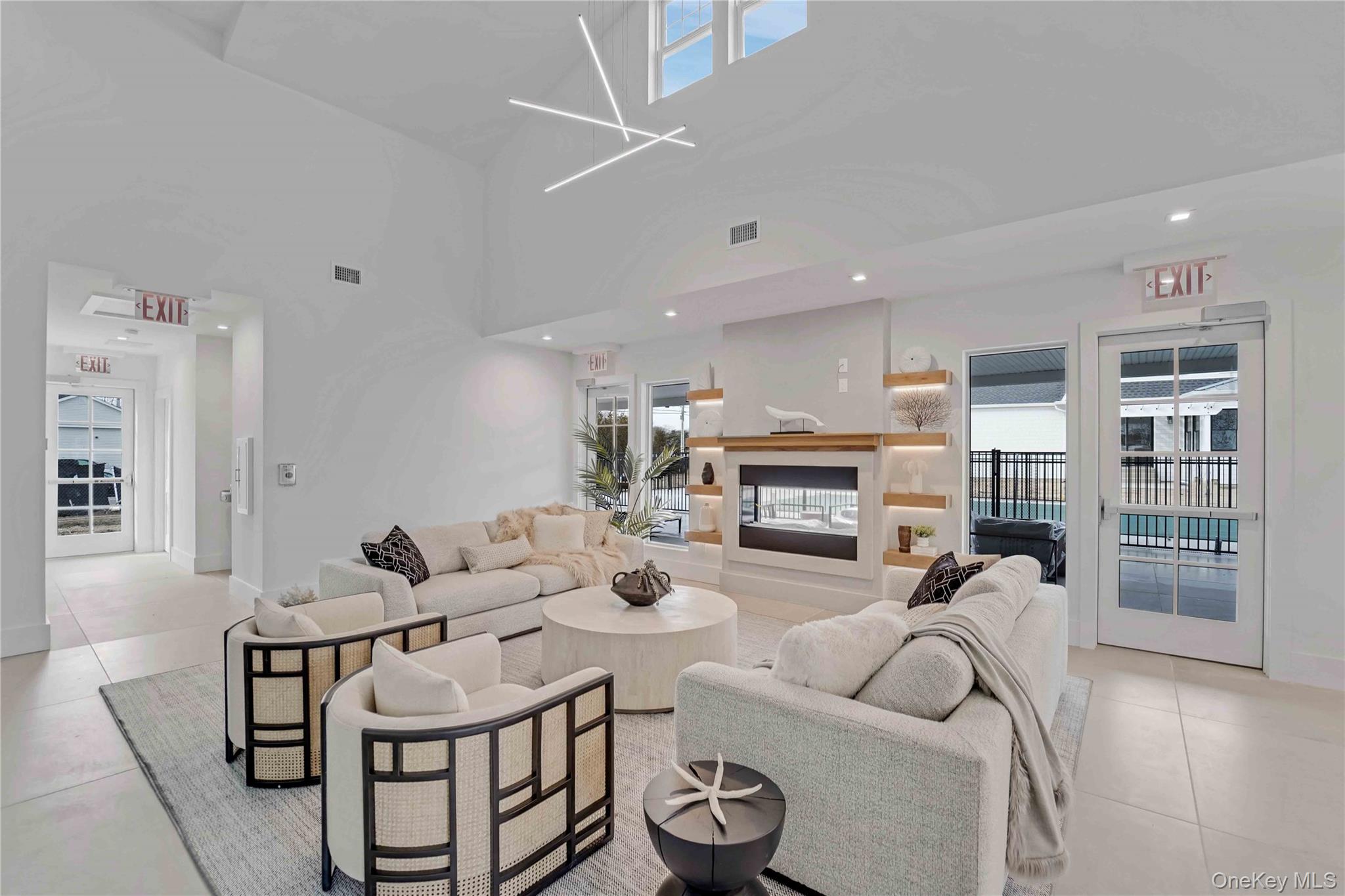 12 Depot 103 (Pearl Way) Westhampton Beach Westhampton Beach, NY 11978