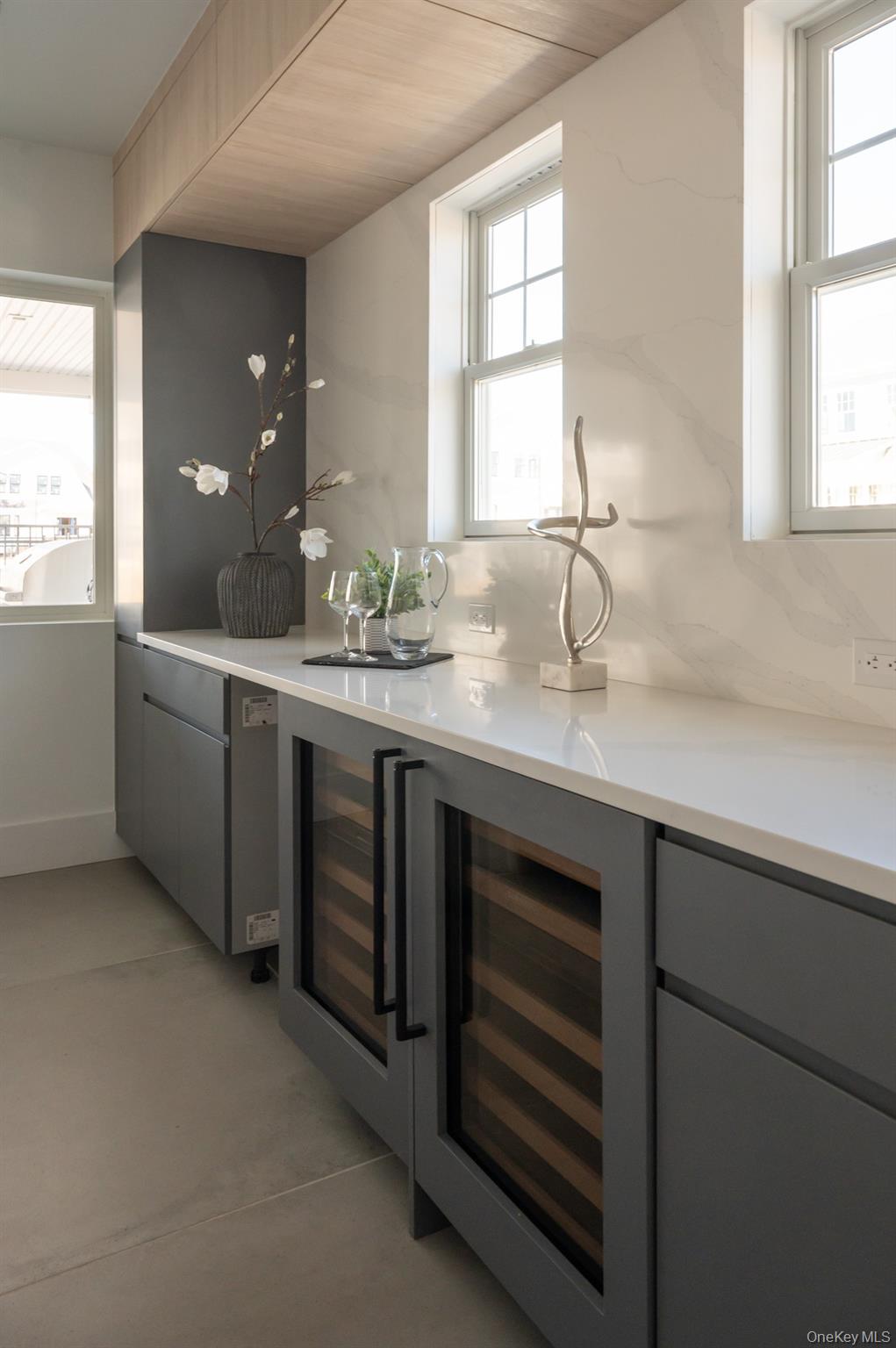 12 Depot 101 (Pearl Way) Westhampton Beach Westhampton Beach NY 11978