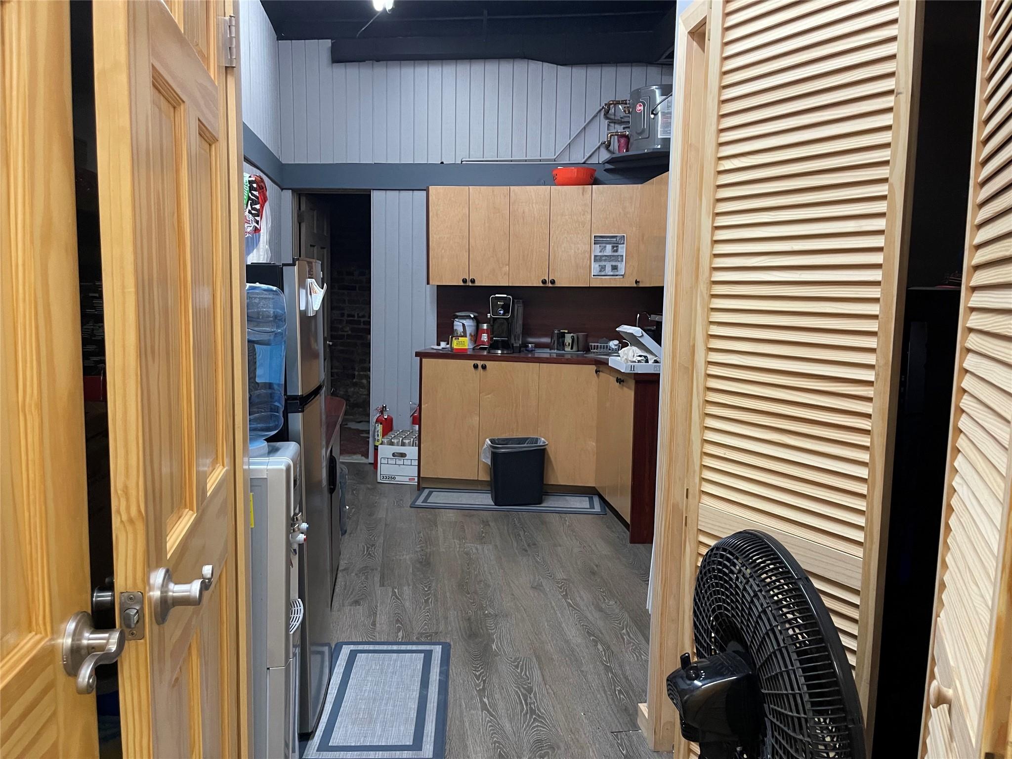 81-01 Furmanville Avenue Middle Village Middle Village NY 11379