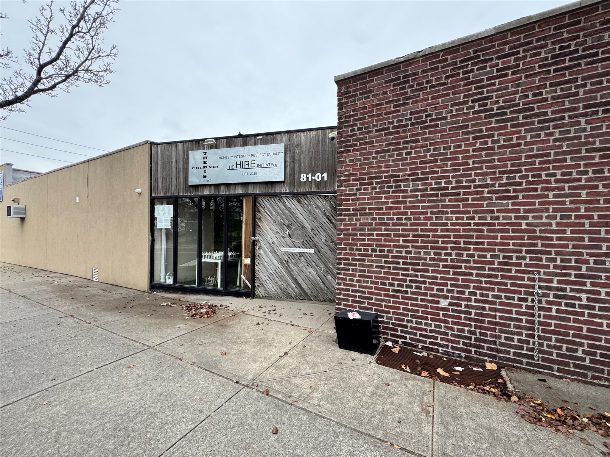 81-01 Furmanville Avenue Middle Village Middle Village NY 11379